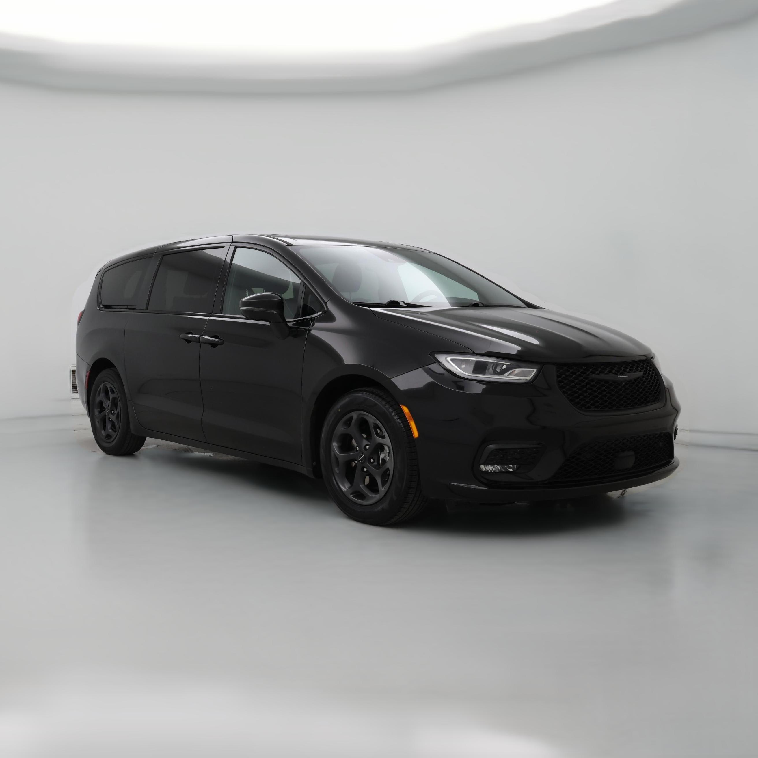 Thumbnail: 2022 Chrysler Pacifica - 1