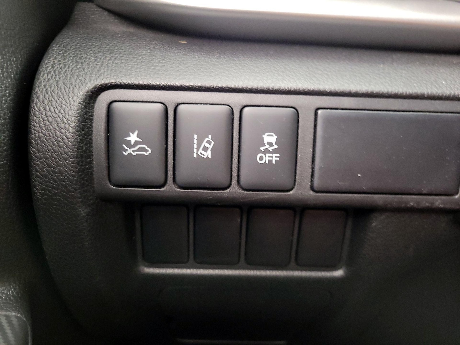 2022 Mitsubishi Eclipse Cross SE - Photo 14