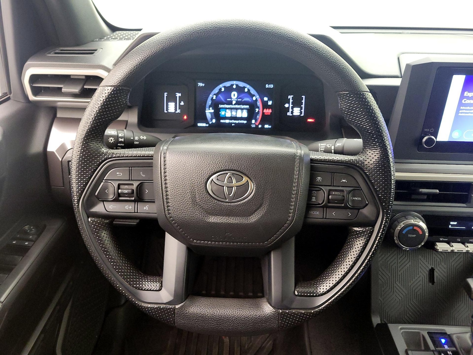 2024 Toyota Tacoma SR5 - Photo 11