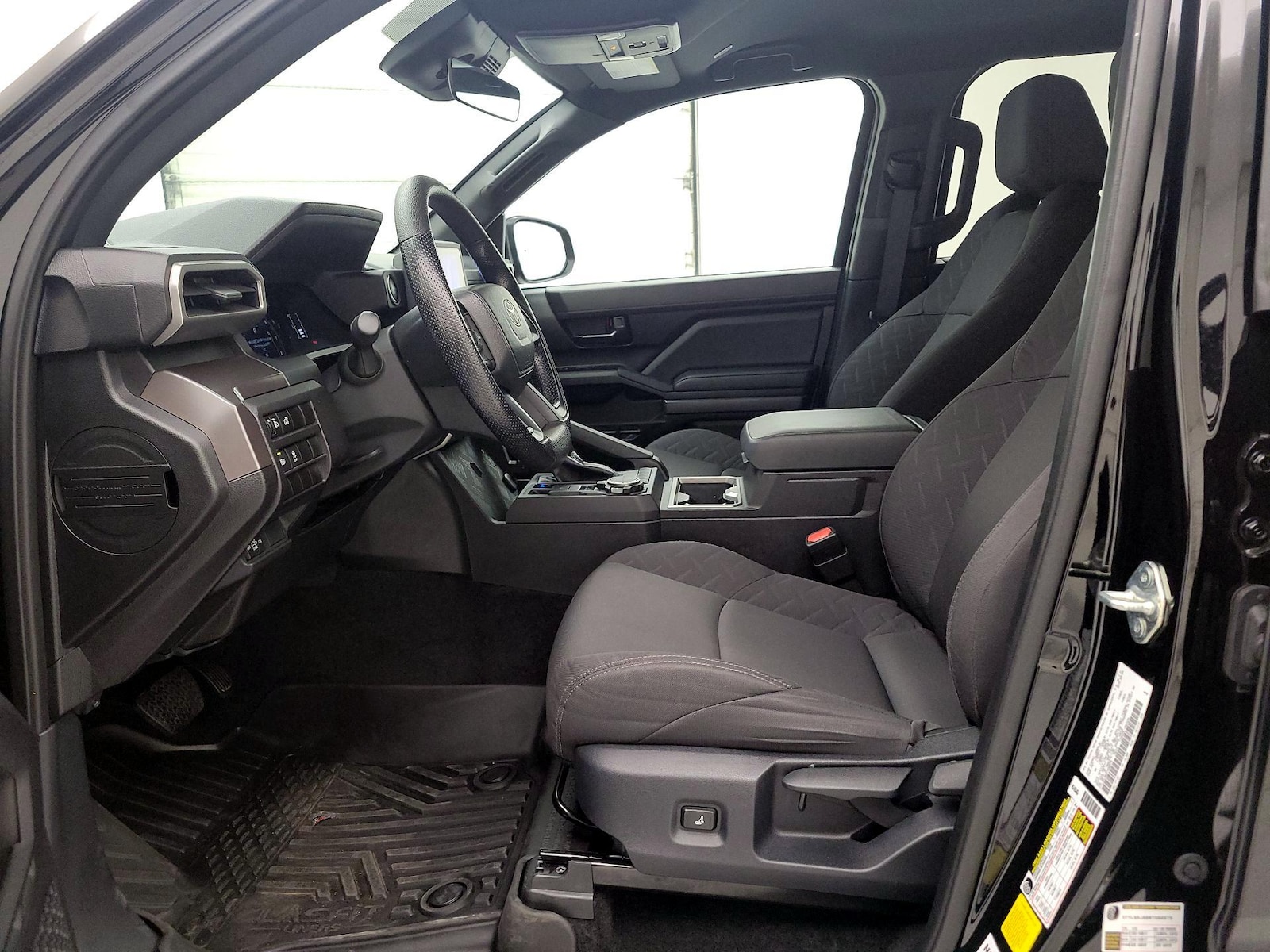 2024 Toyota Tacoma SR5 - Photo 12