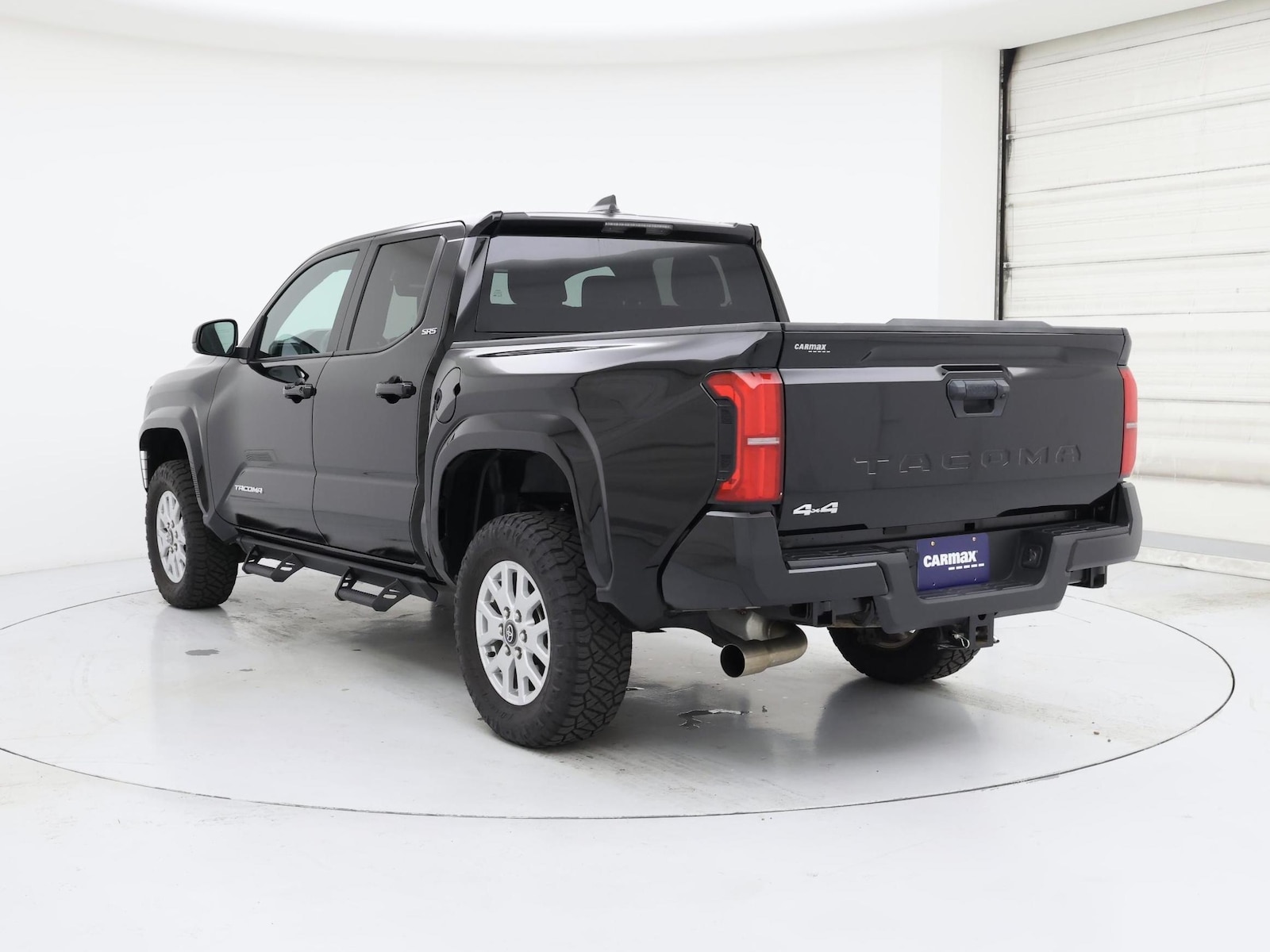 2024 Toyota Tacoma SR5 - Photo 3