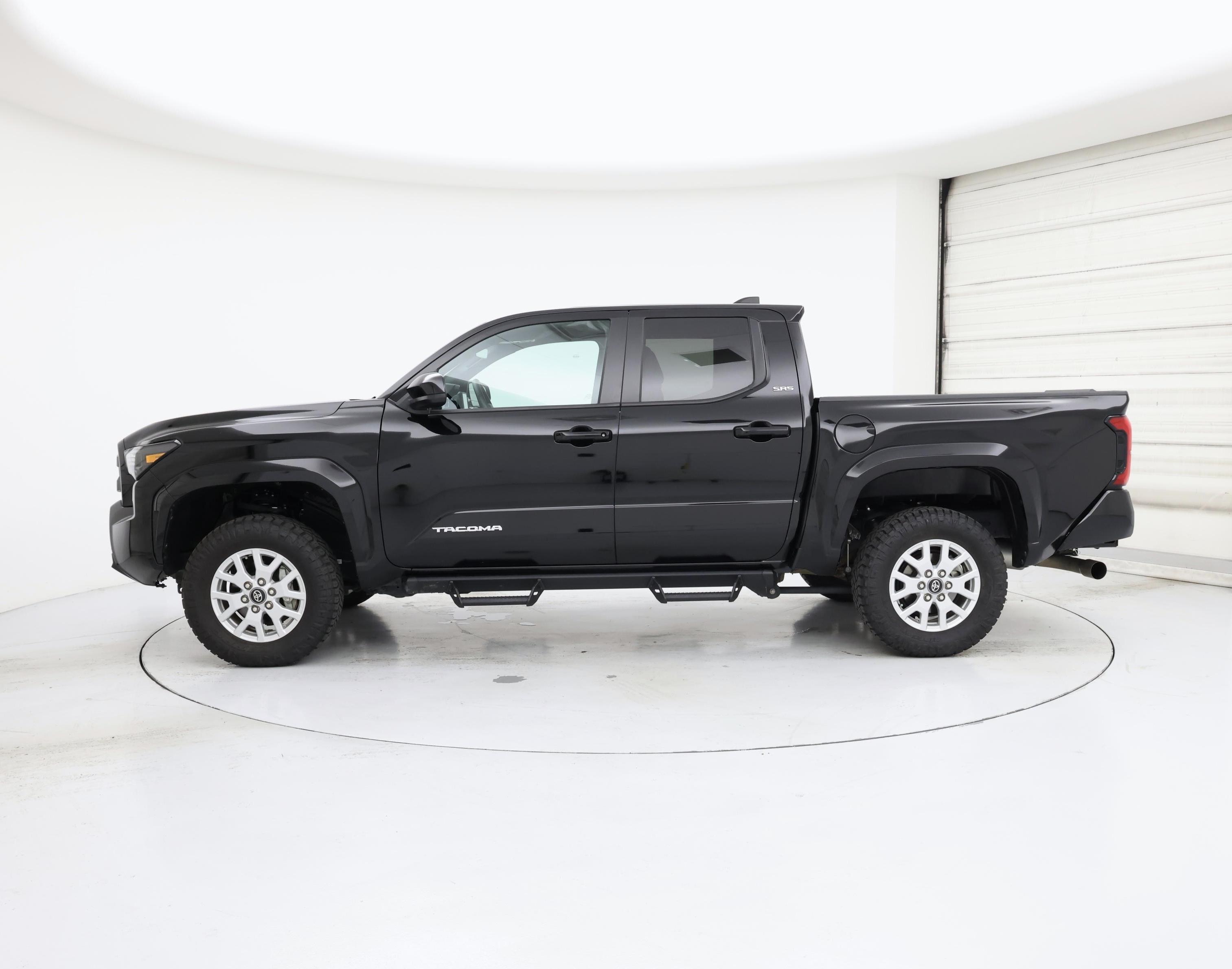 Thumbnail: 2024 Toyota Tacoma - 3