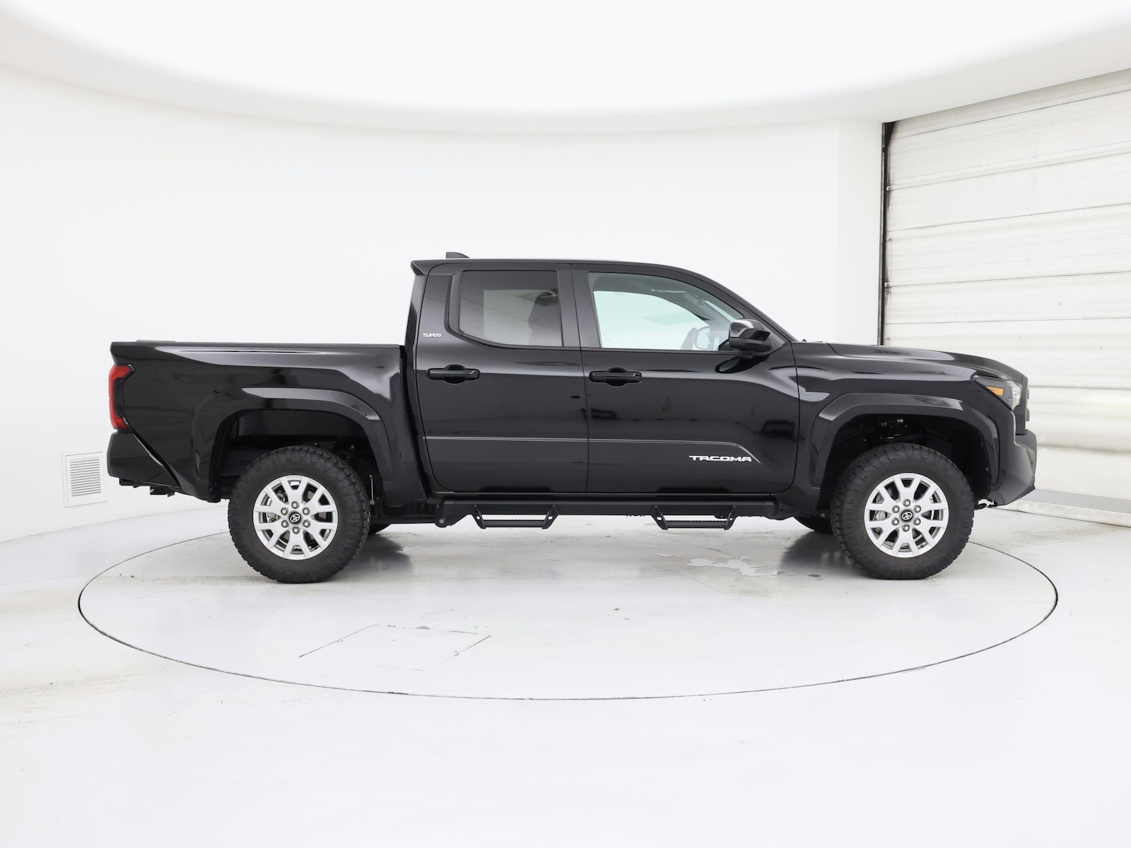 2024 Toyota Tacoma SR5 - Photo 8