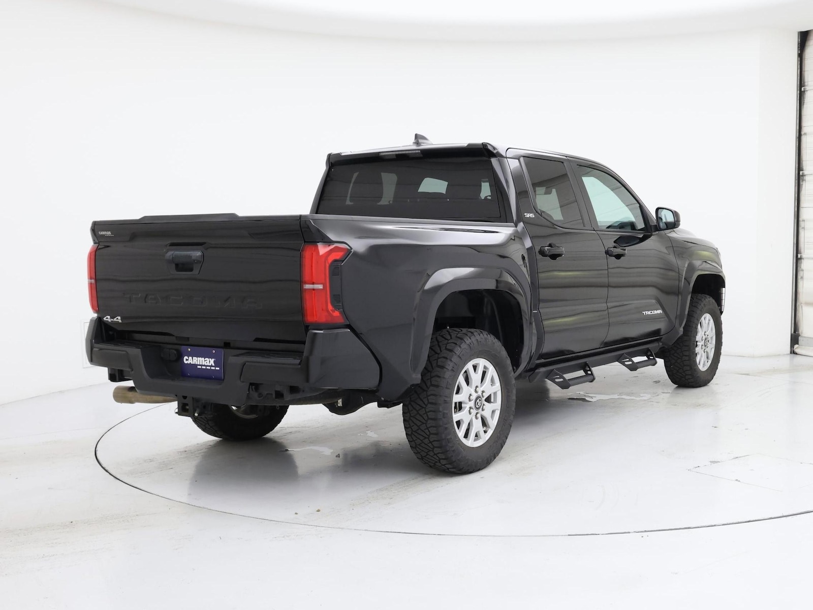 2024 Toyota Tacoma SR5 - Photo 9