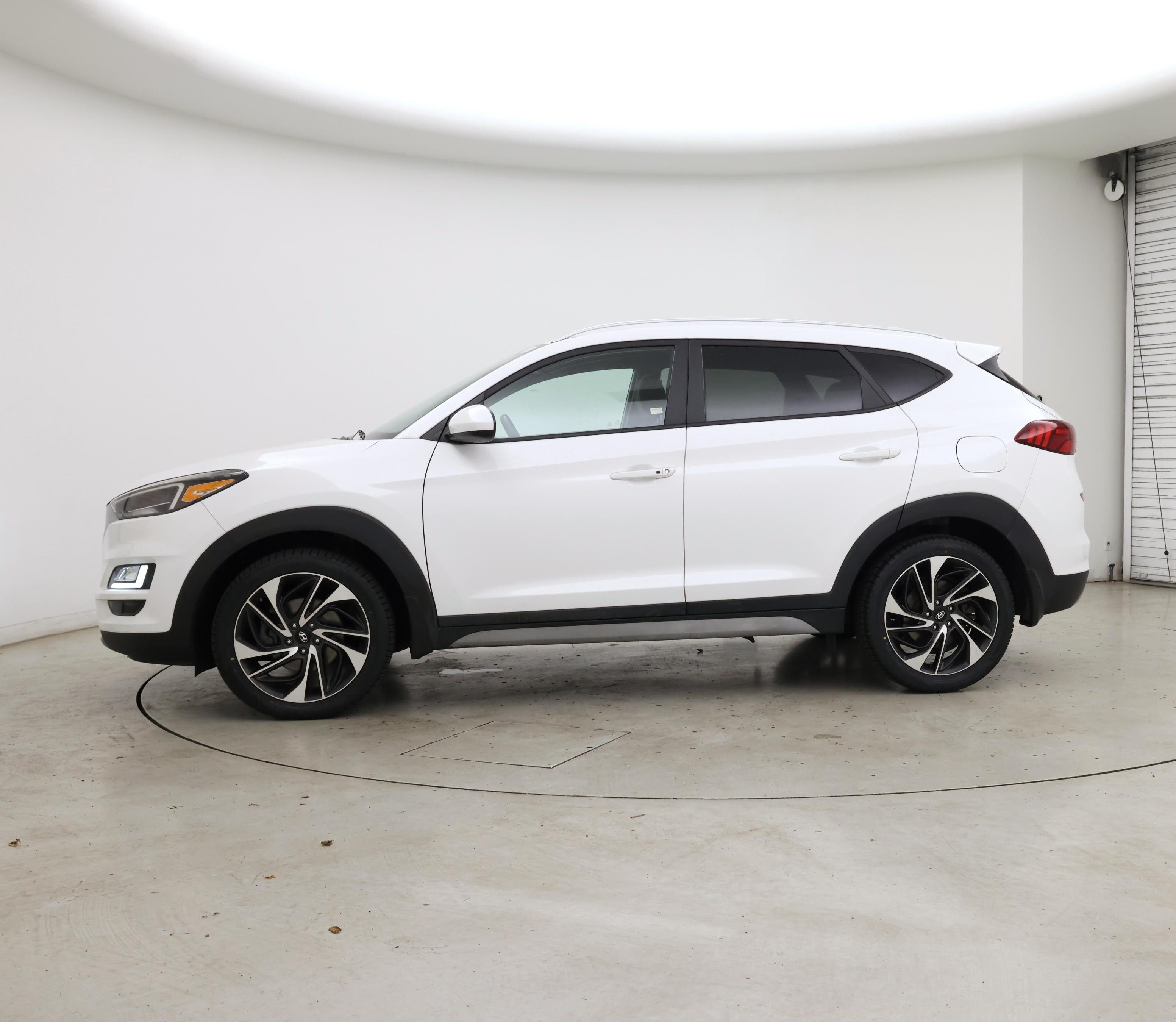 Thumbnail: 2020 Hyundai Tucson - 3