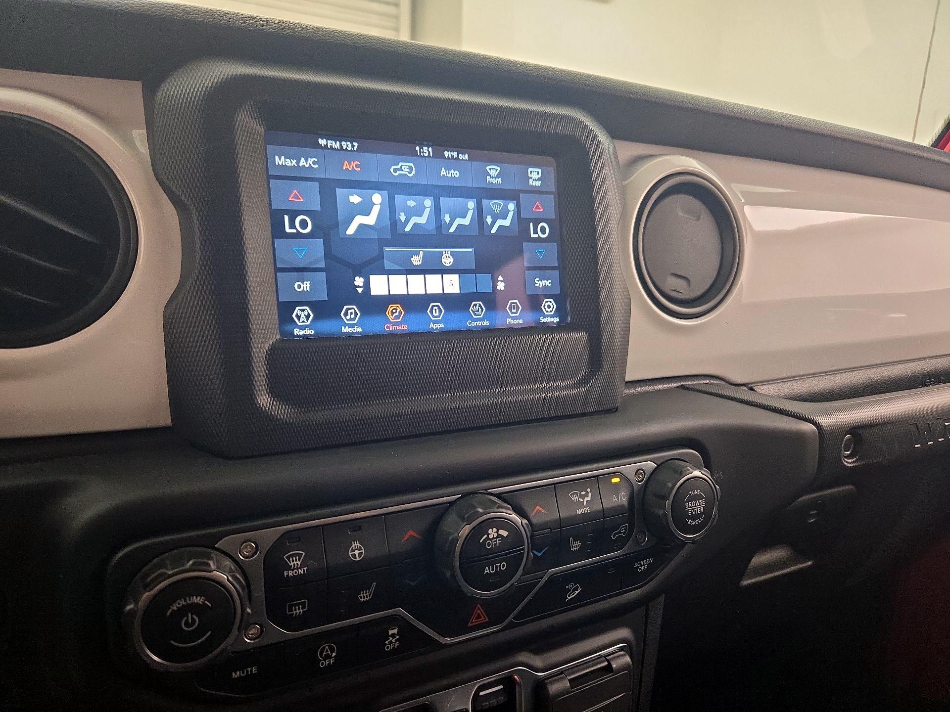 Thumbnail: 2021 Jeep Wrangler - 15