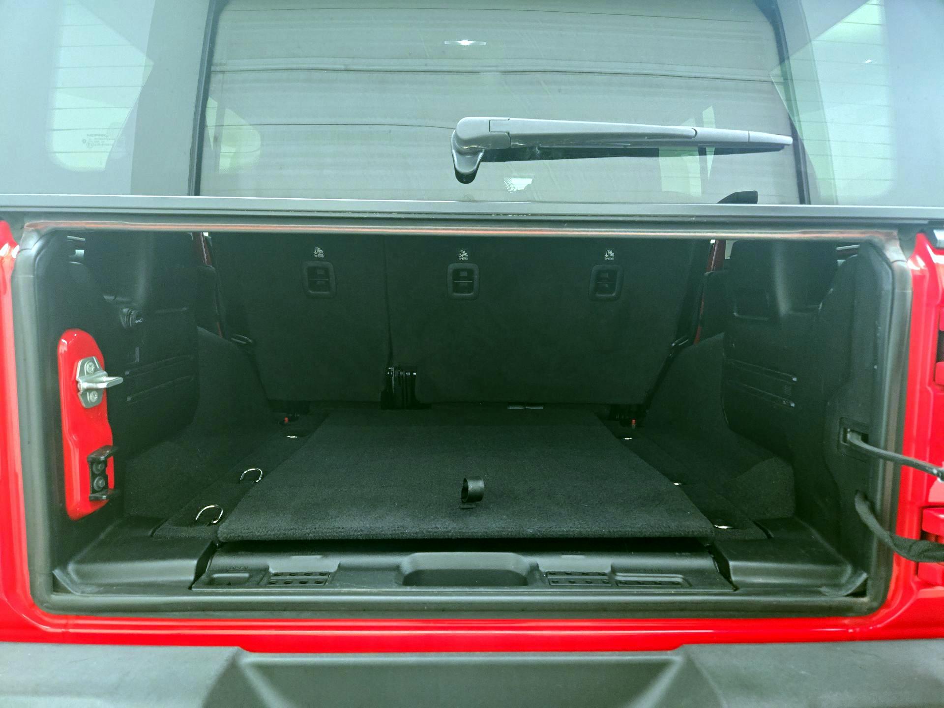 Thumbnail: 2021 Jeep Wrangler - 17