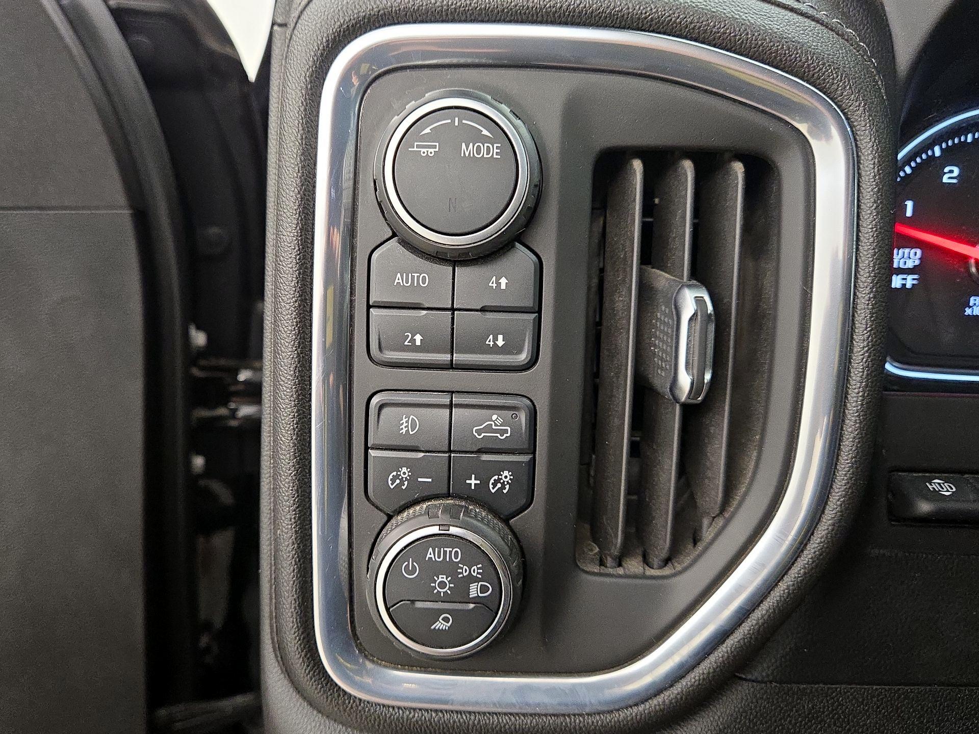 Thumbnail: 2021 Chevrolet Silverado 1500 - 13