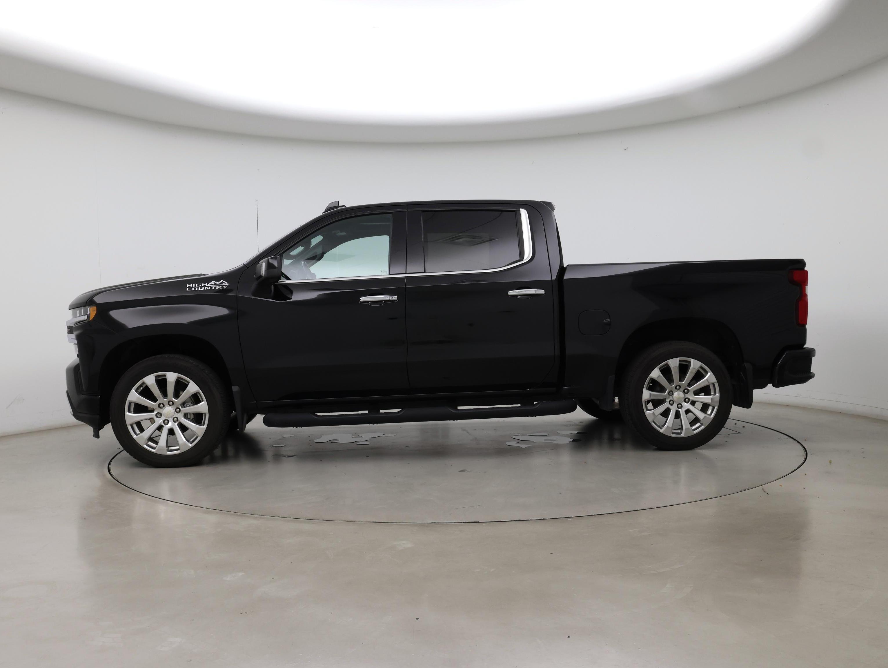 Thumbnail: 2021 Chevrolet Silverado 1500 - 3
