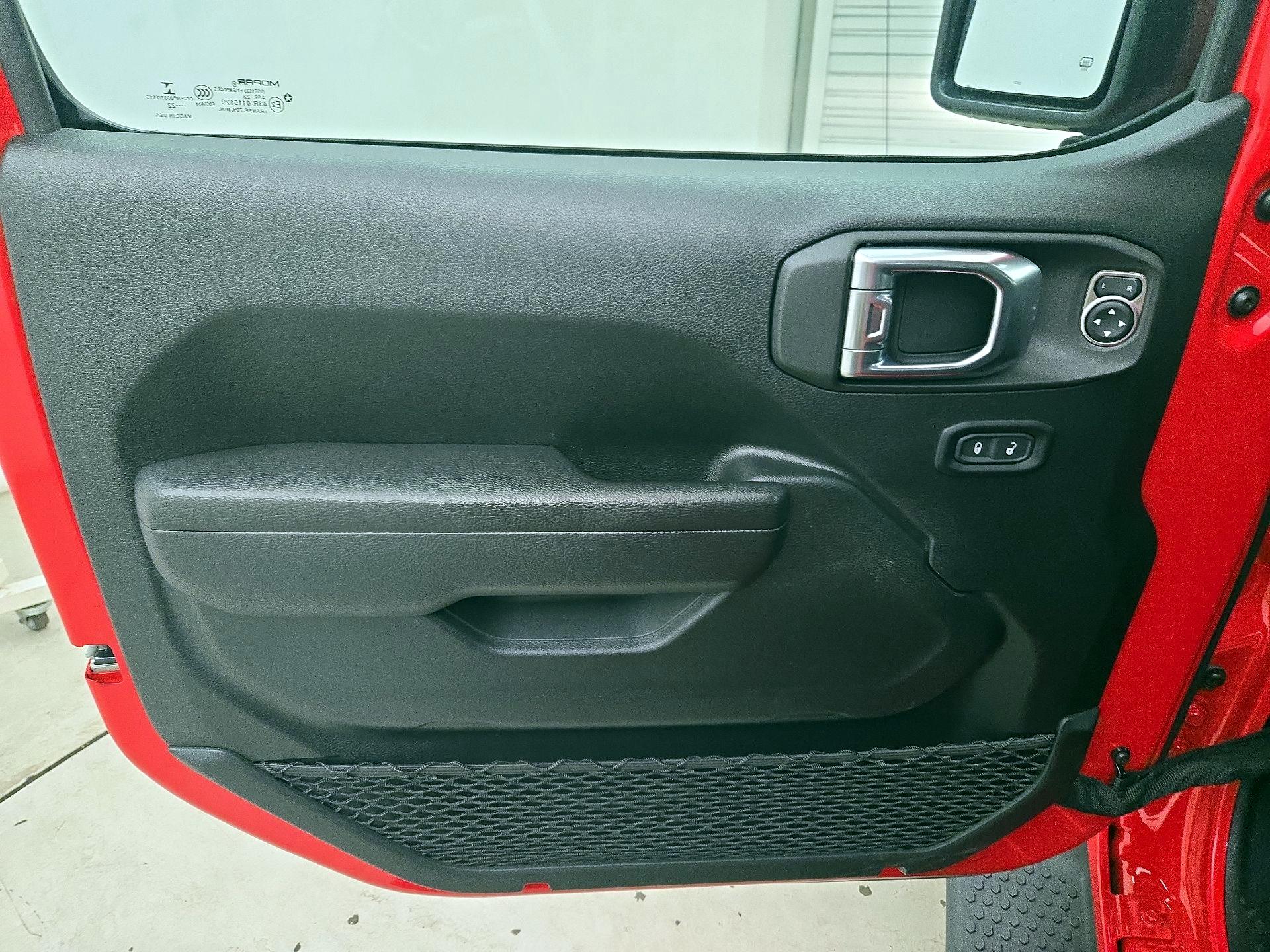 Thumbnail: 2022 Jeep Wrangler - 12