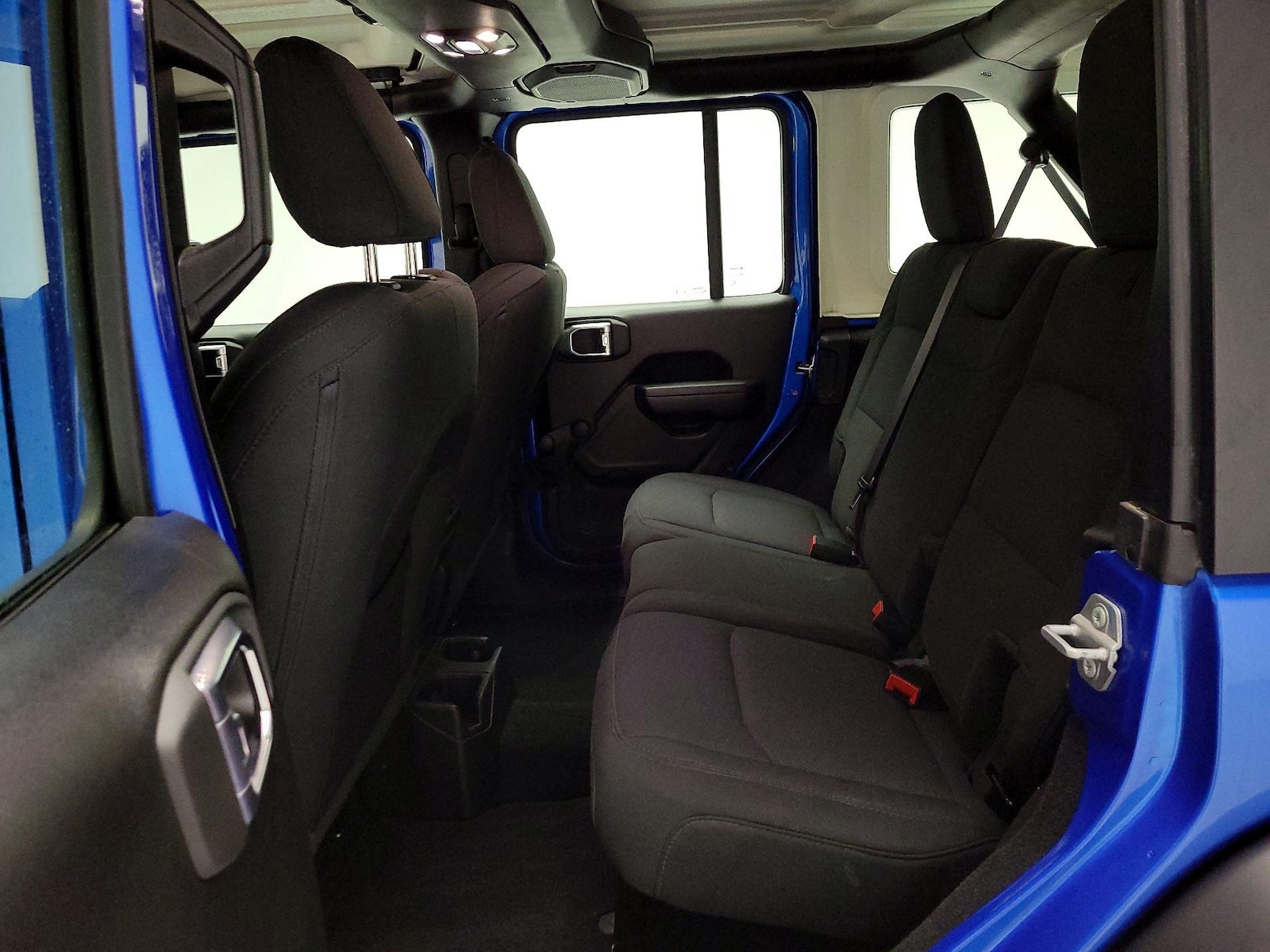 2022 Jeep Wrangler Unlimited Sport - Photo 19