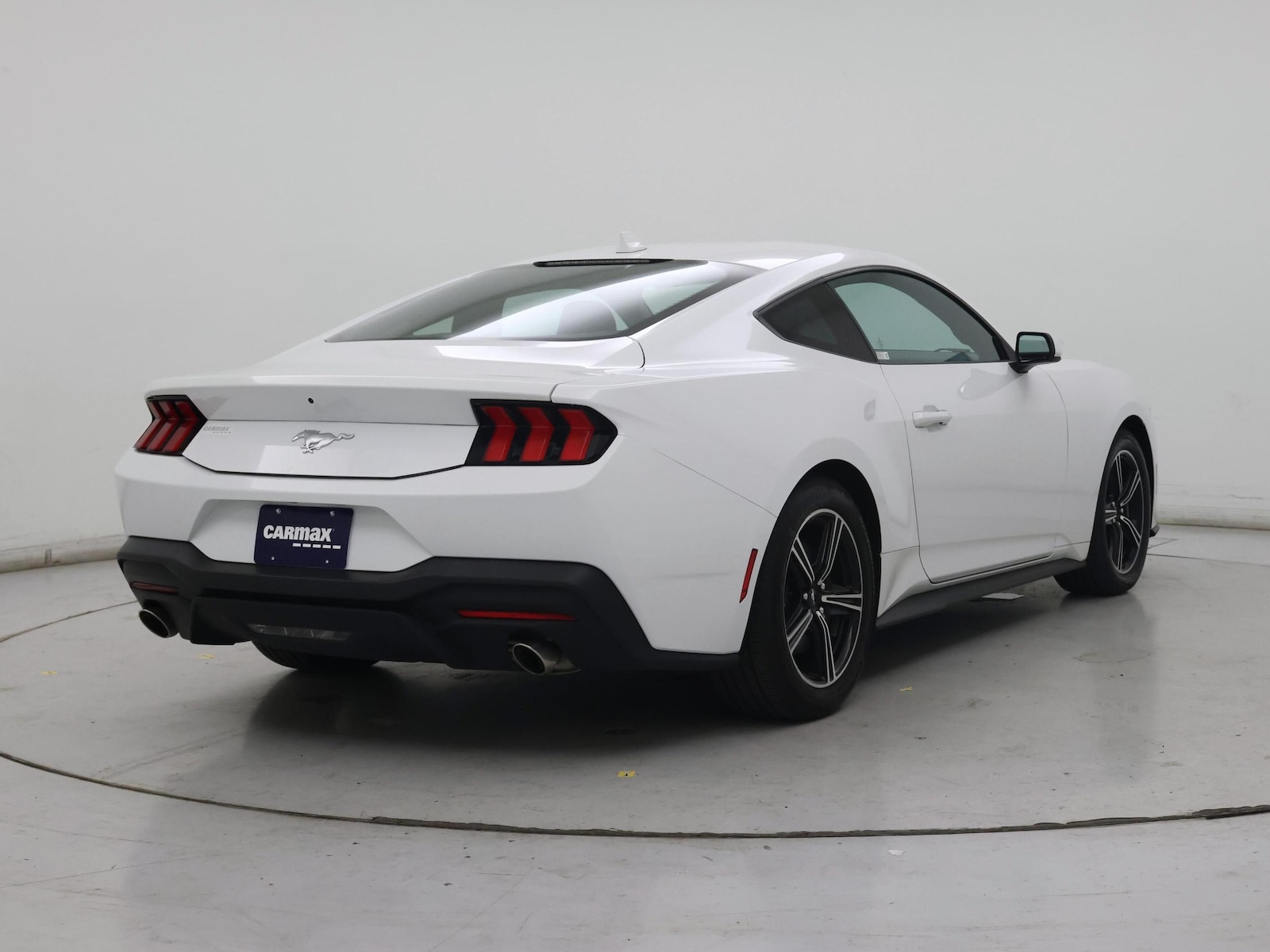 2024 Ford Mustang EcoBoost - Photo 9