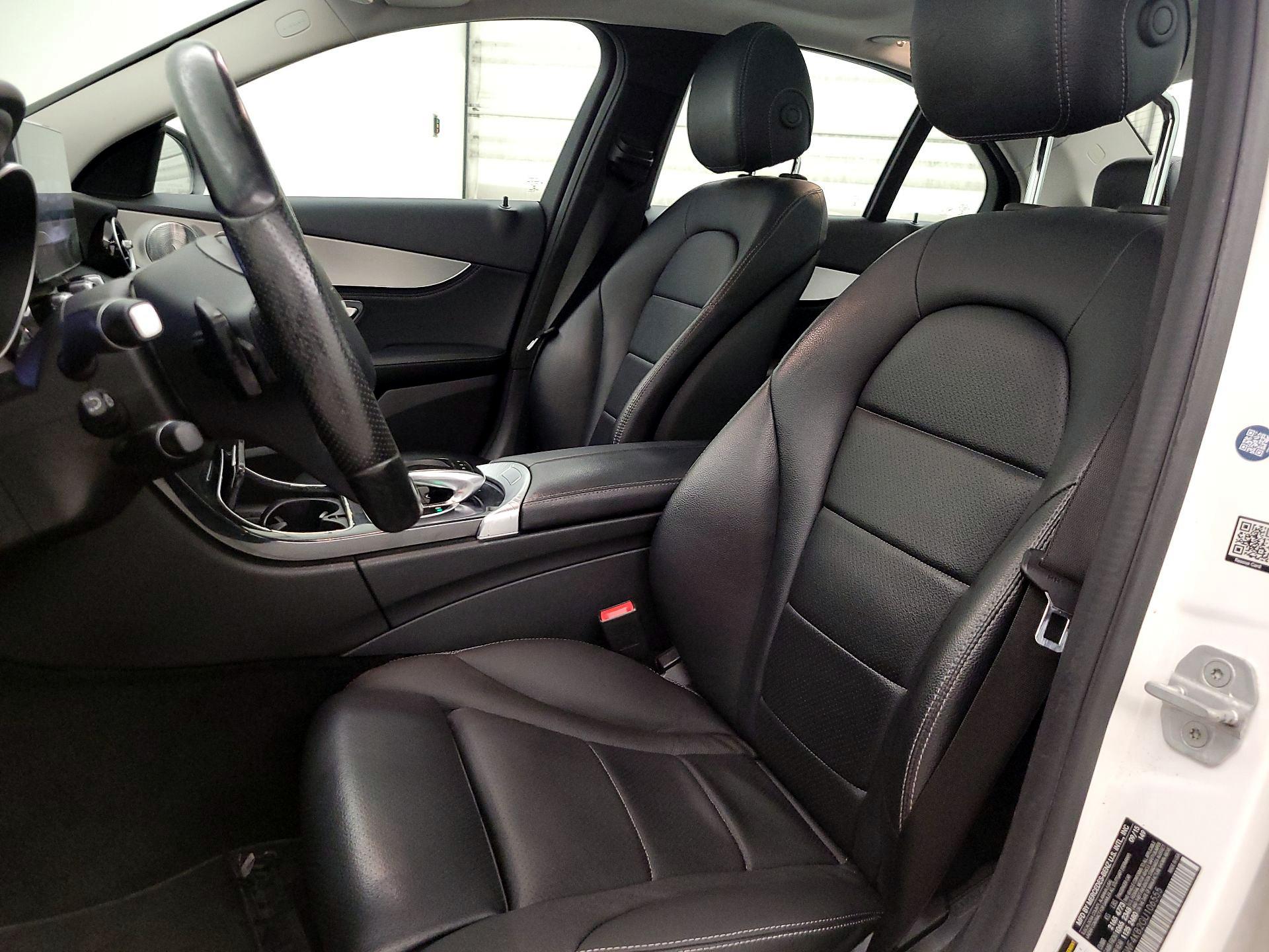 Thumbnail: 2016 Mercedes-Benz C-Class - 11