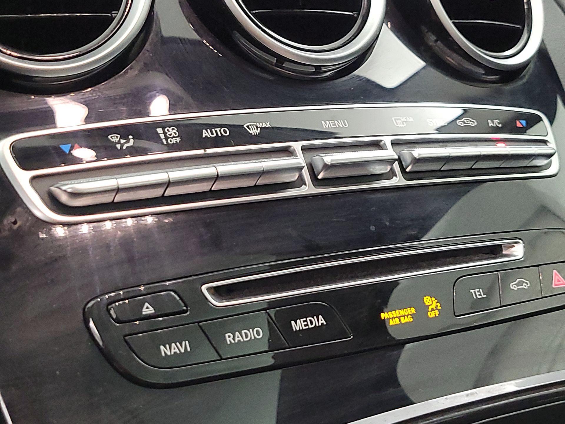 Thumbnail: 2016 Mercedes-Benz C-Class - 17