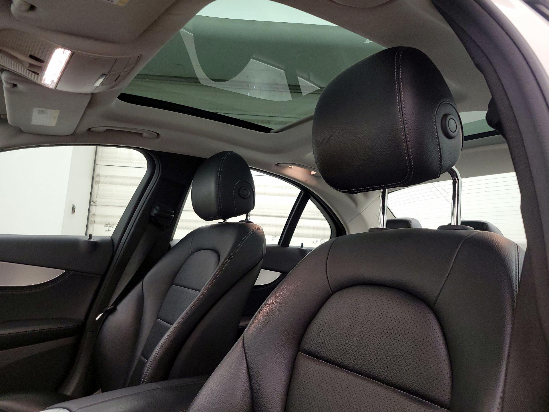 Thumbnail: 2016 Mercedes-Benz C-Class - 20