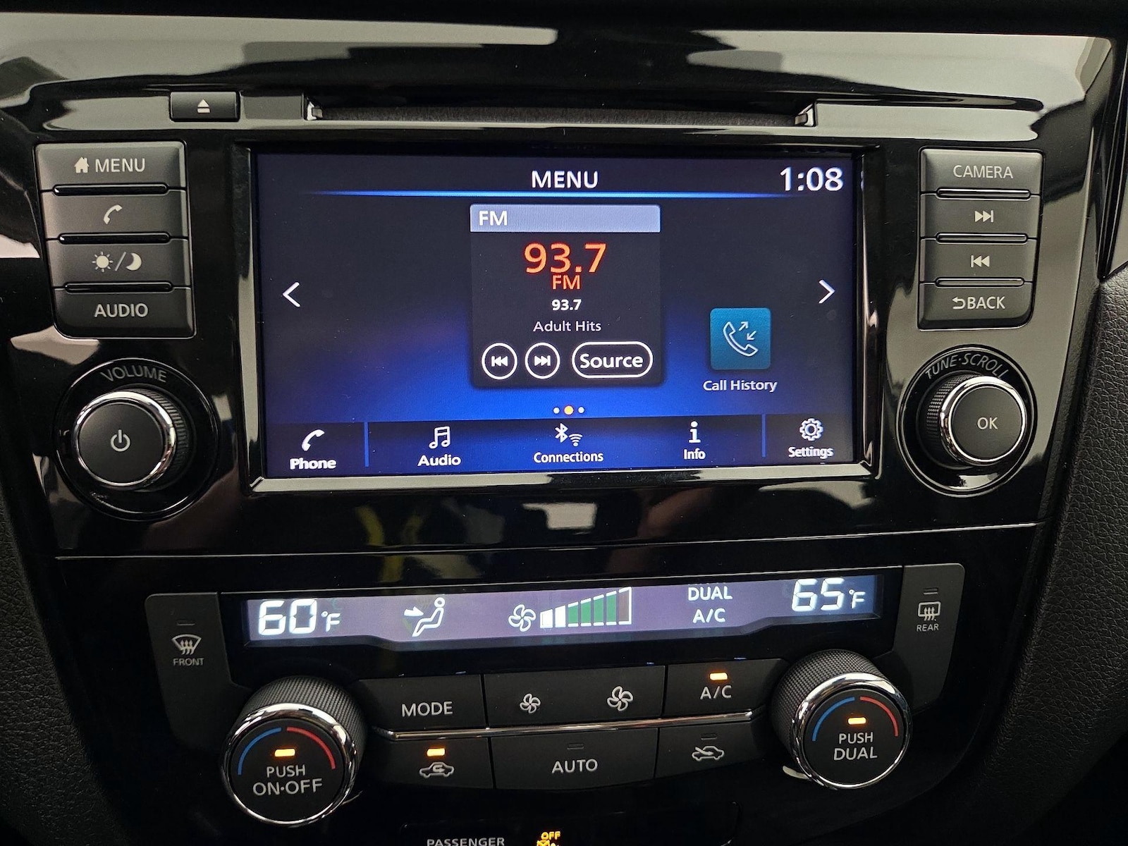 2021 Nissan Rogue Sport SV - Photo 16