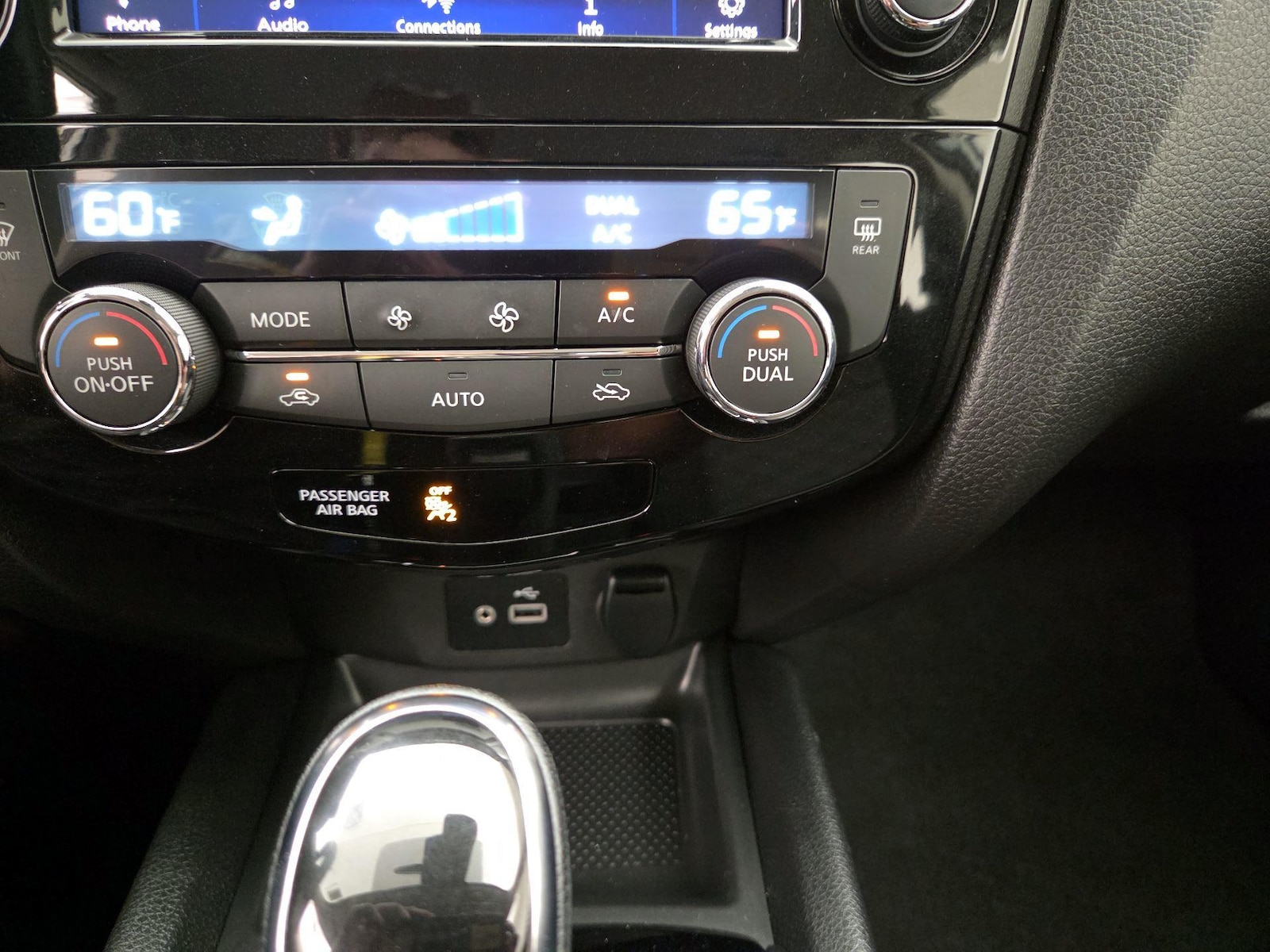 2021 Nissan Rogue Sport SV - Photo 17