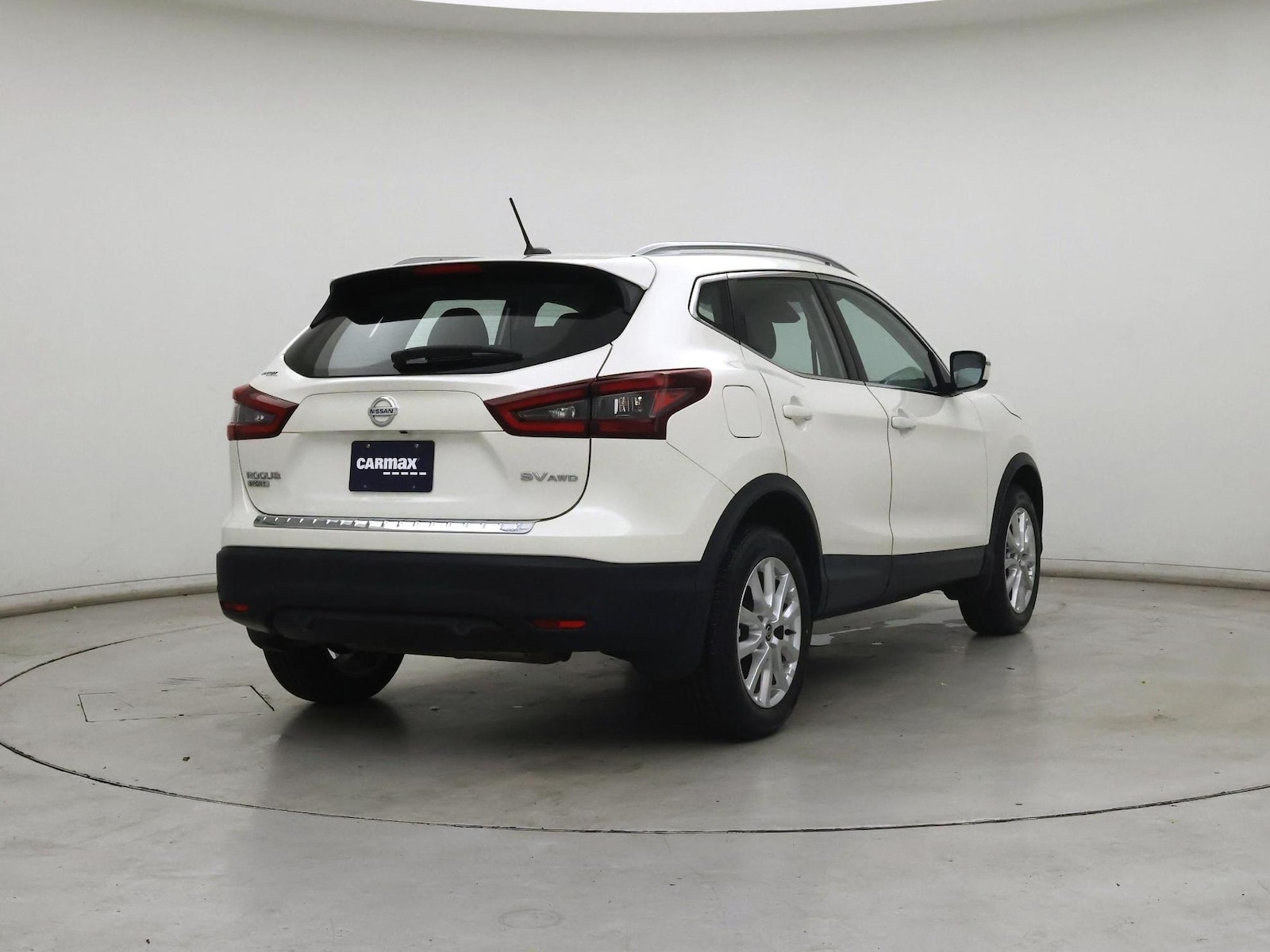 2021 Nissan Rogue Sport SV - Photo 9
