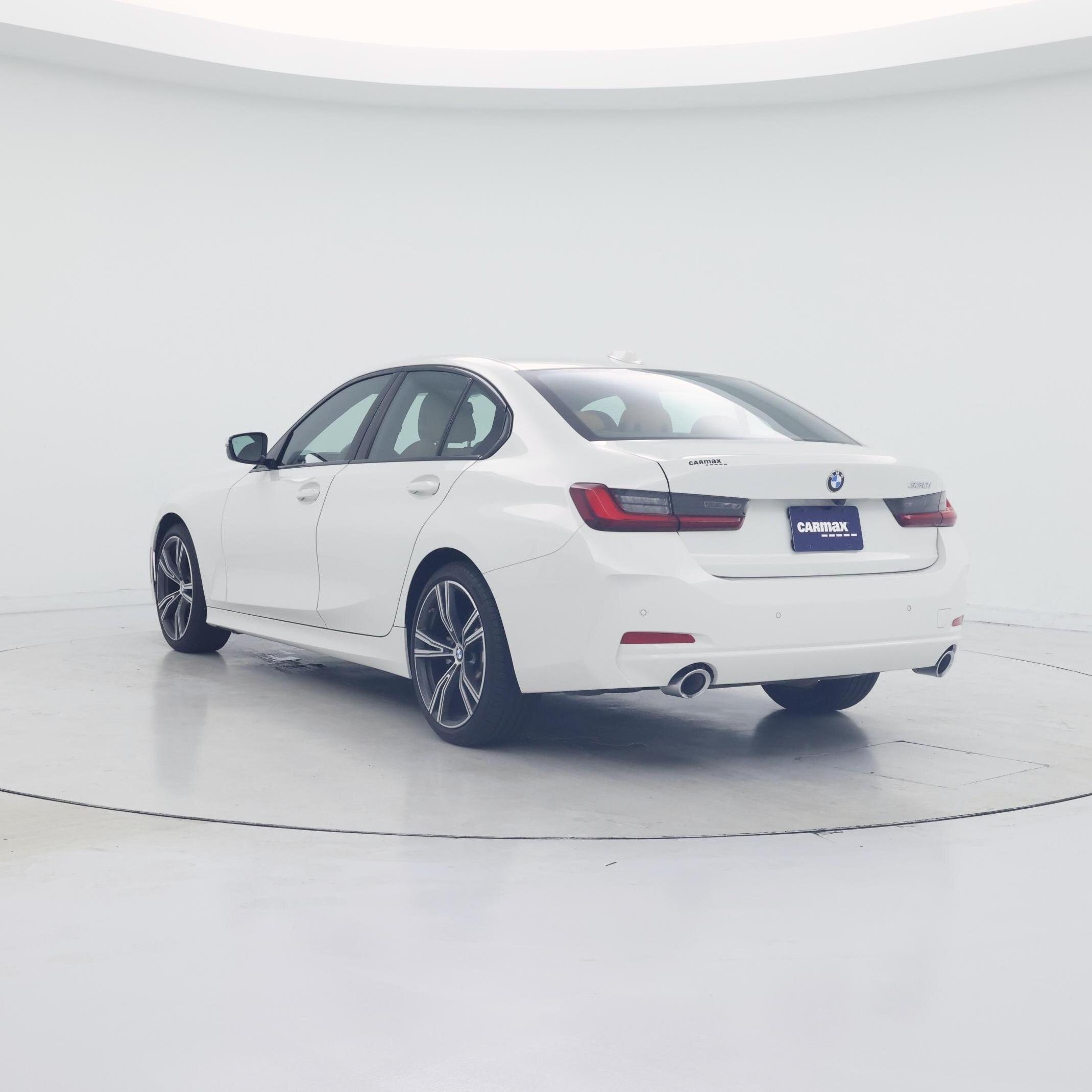 Thumbnail: 2023 BMW 3 Series - 2