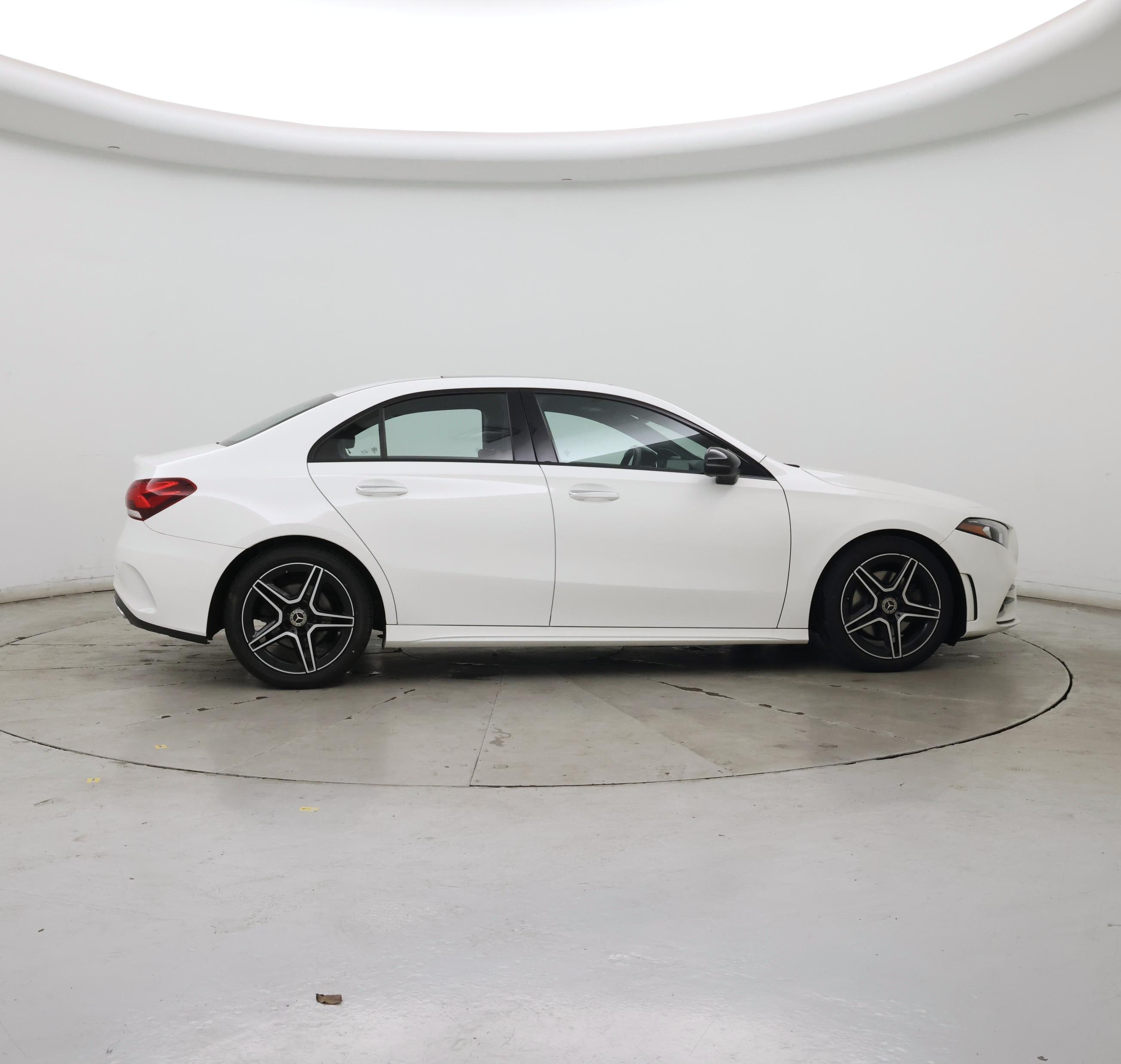 Thumbnail: 2021 Mercedes-Benz A-Class - 7