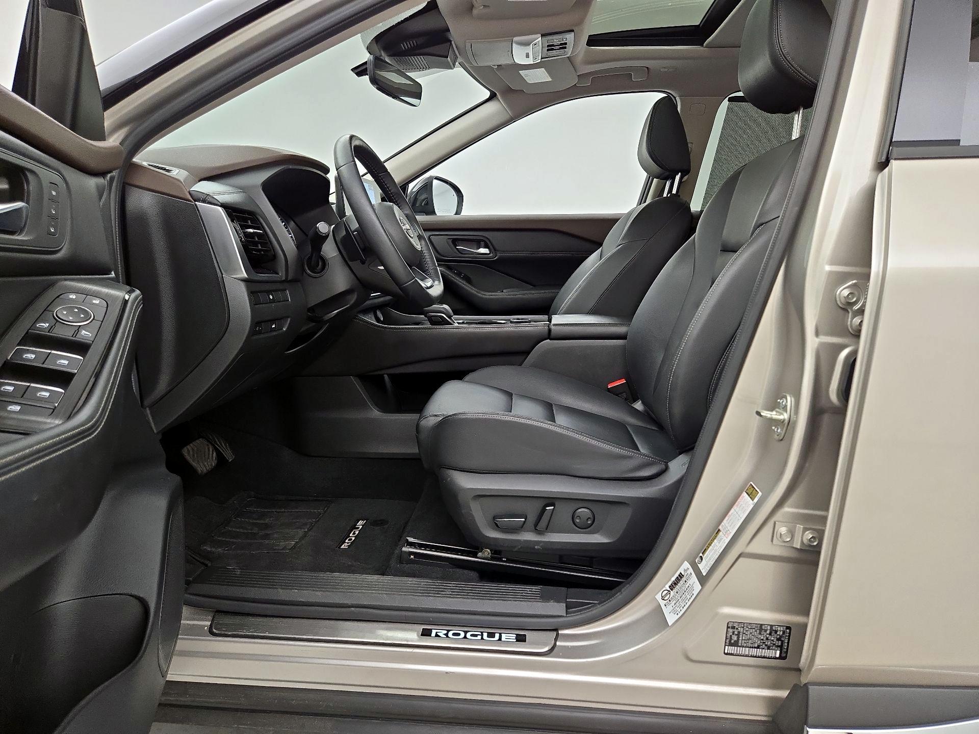 Thumbnail: 2023 Nissan Rogue - 11
