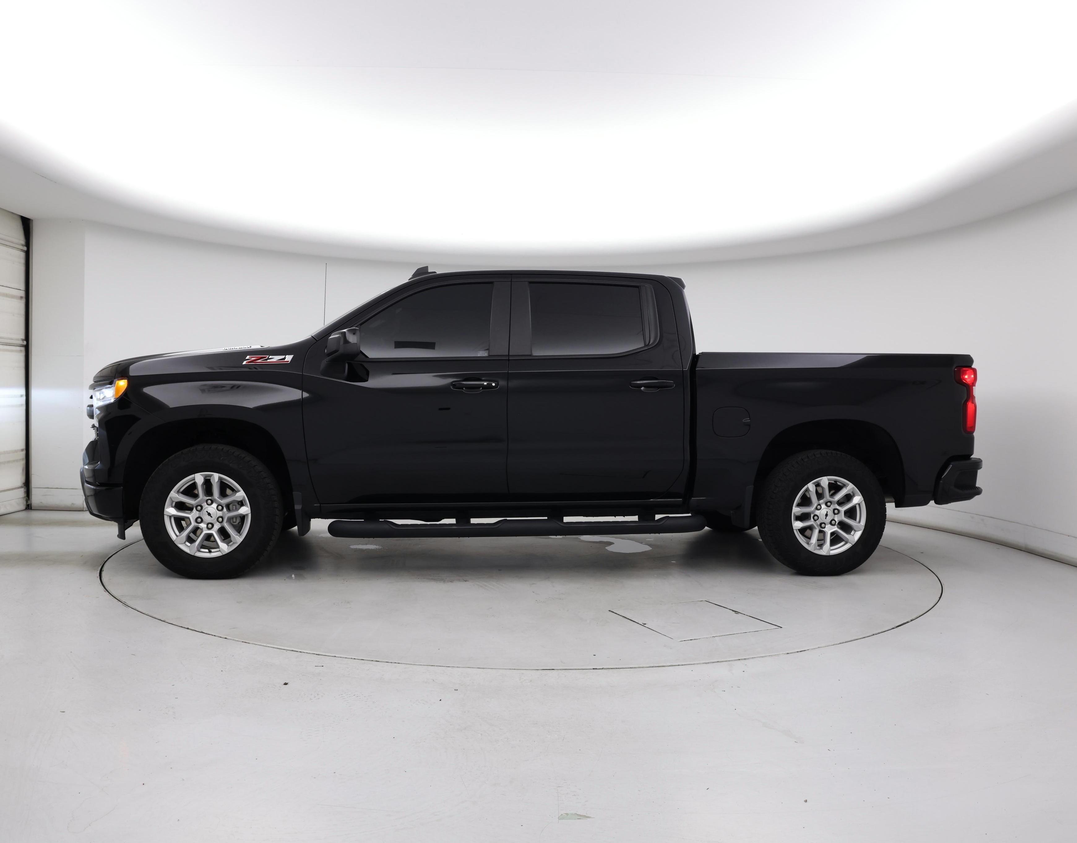 Thumbnail: 2025 Chevrolet Silverado 1500 - 3