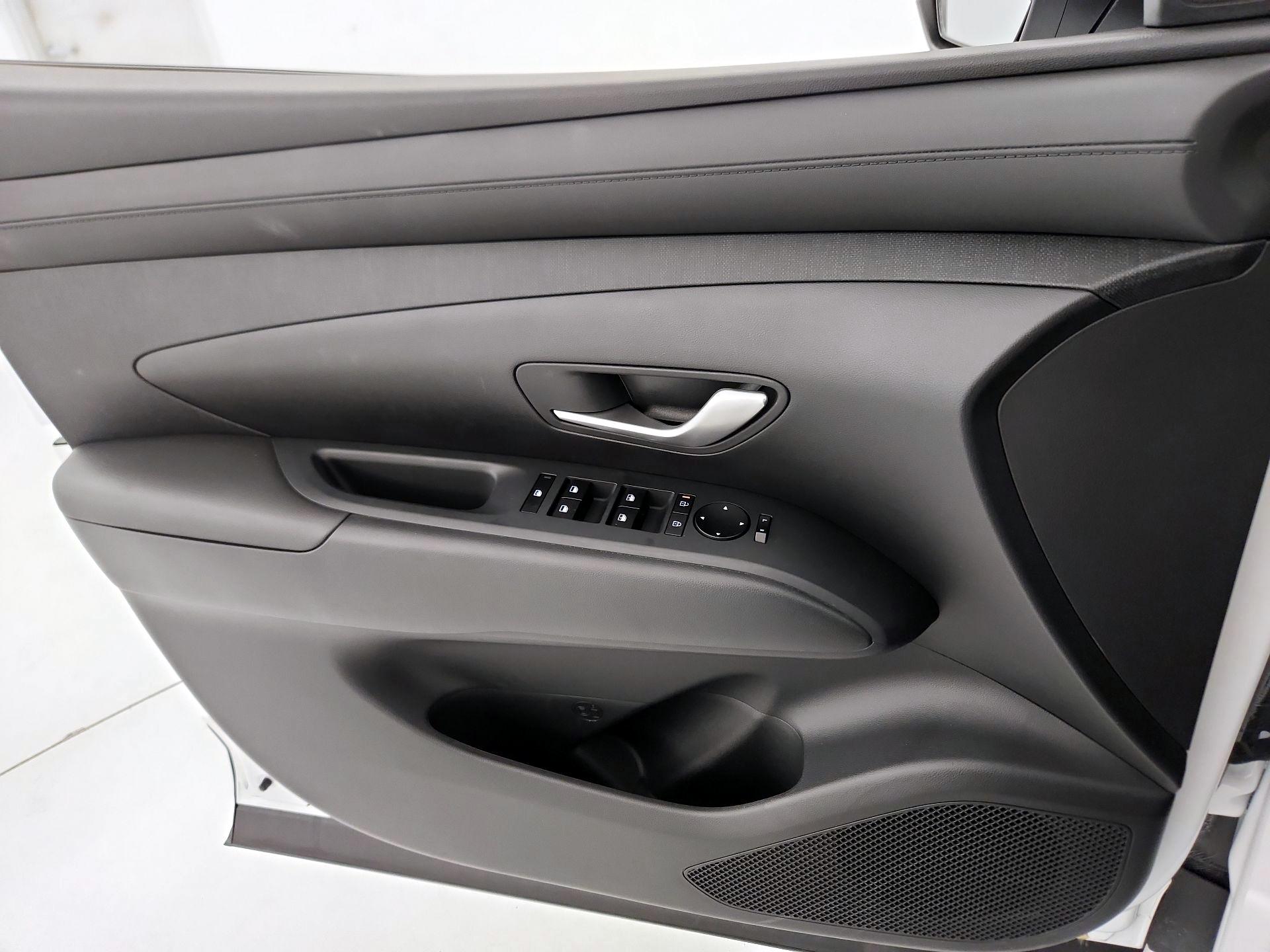 Thumbnail: 2025 Hyundai Tucson - 12