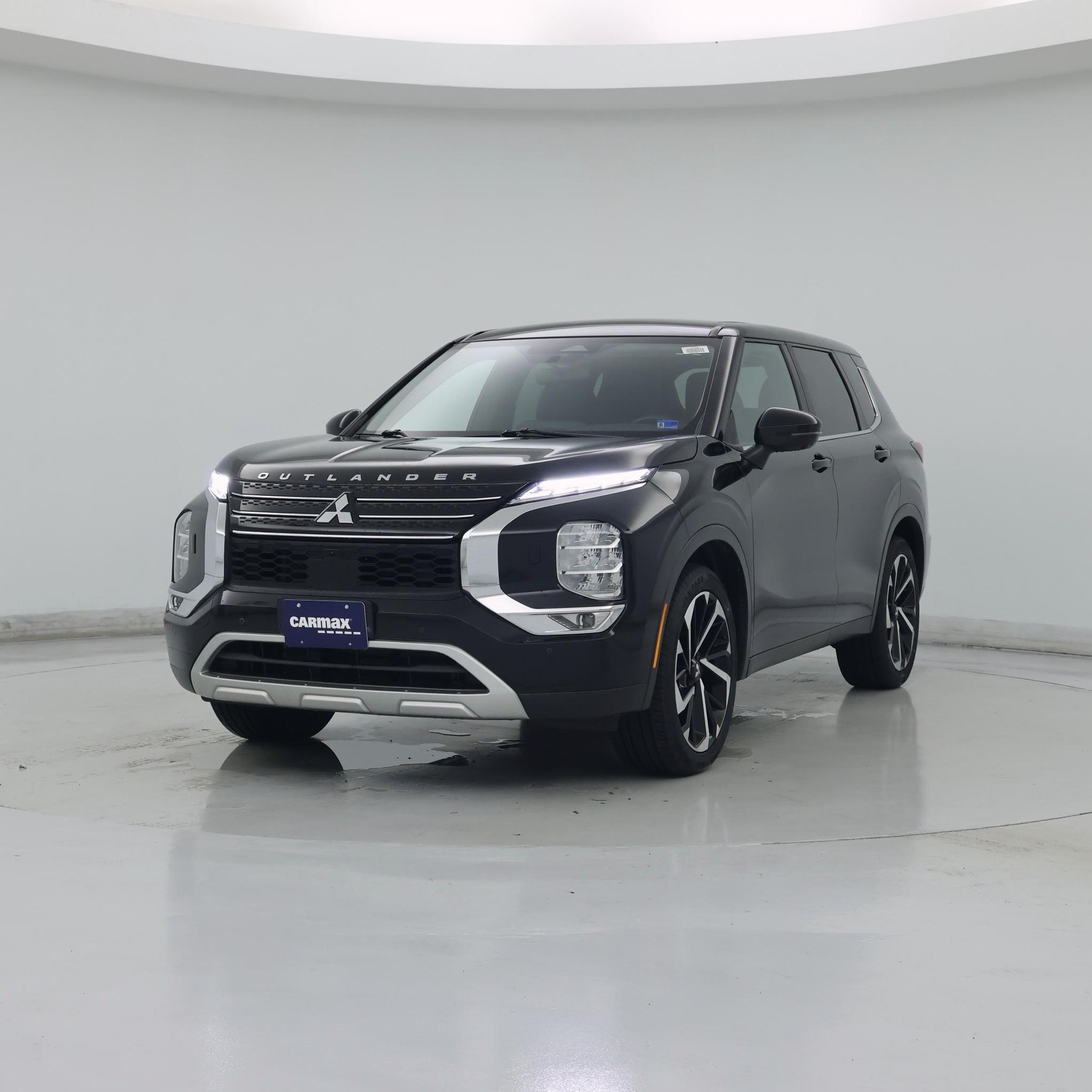 Thumbnail: 2022 Mitsubishi Outlander - 4