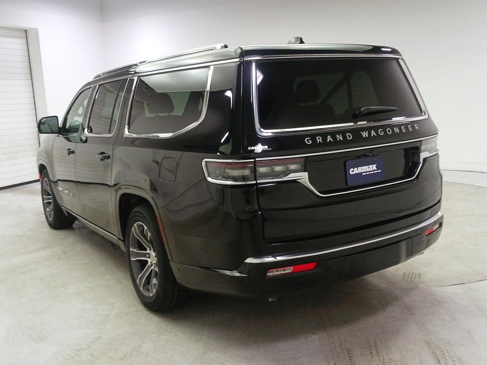 Thumbnail: 2024 Jeep Grand Wagoneer L - 7