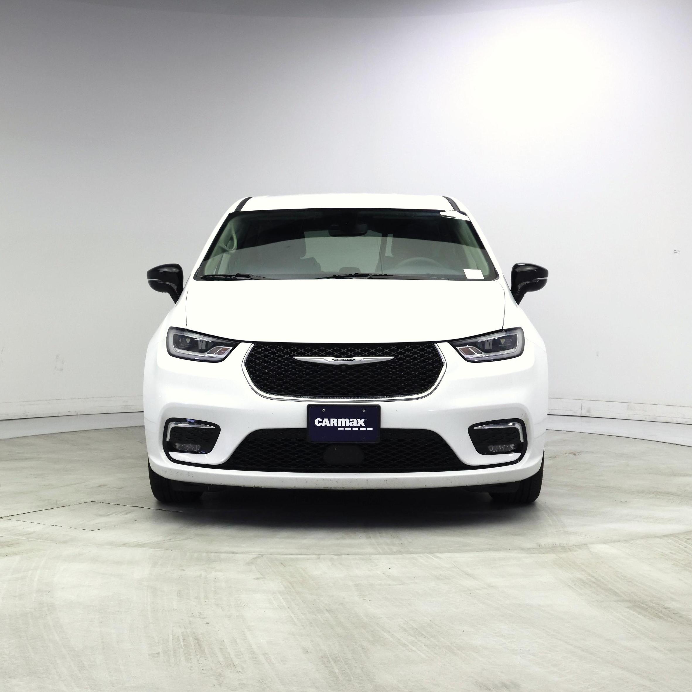 Thumbnail: 2024 Chrysler Pacifica - 5