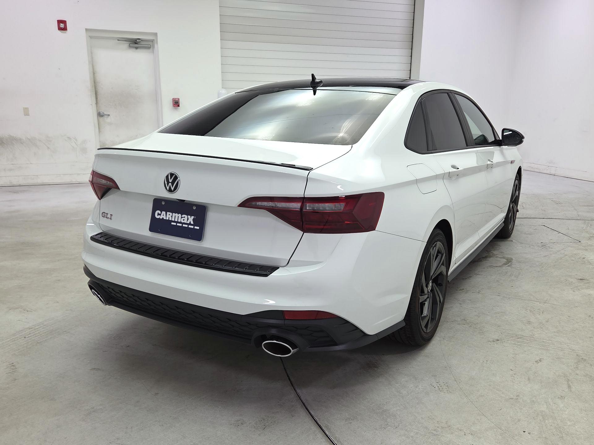 Thumbnail: 2024 Volkswagen Jetta - 5
