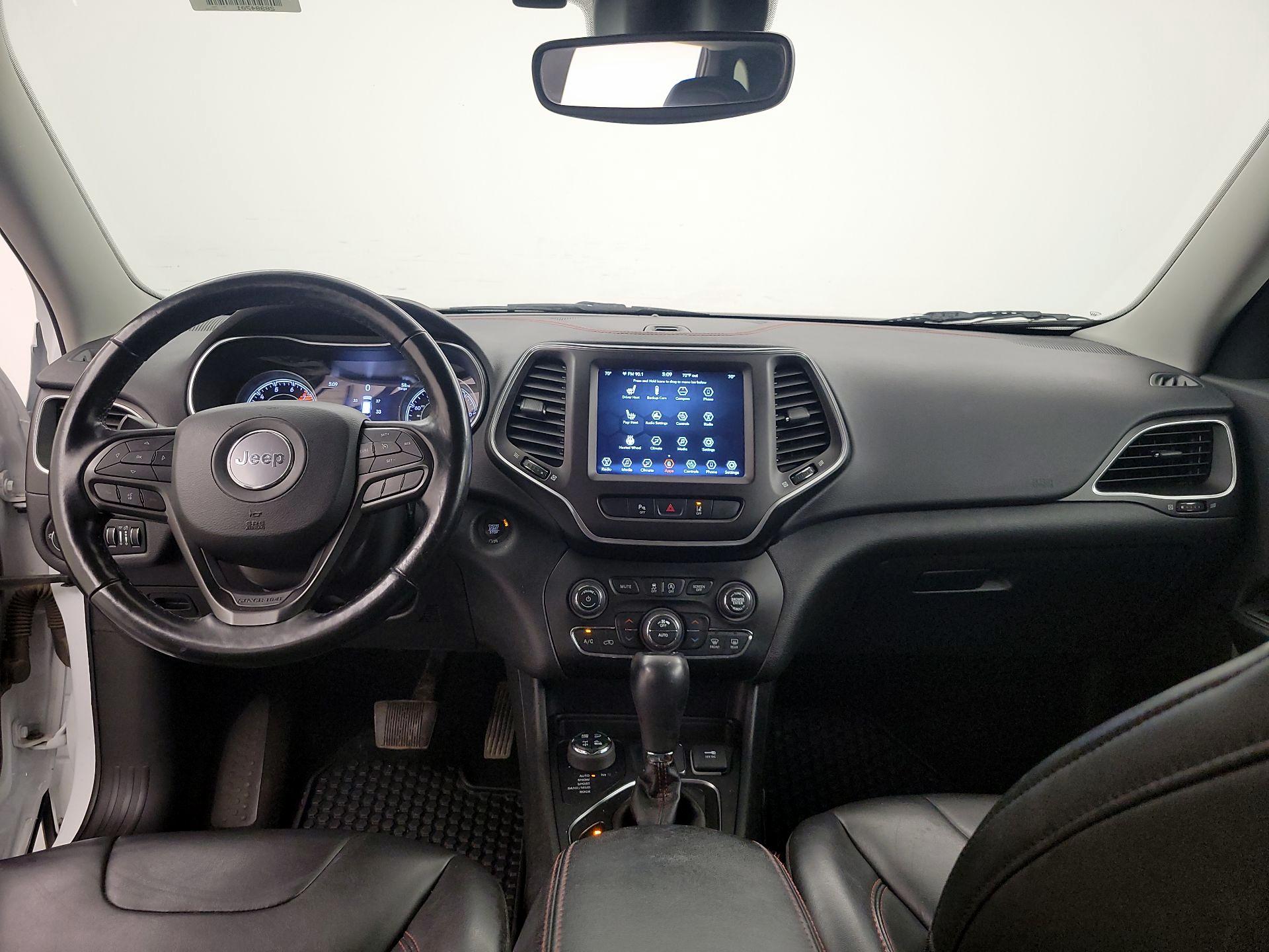 Thumbnail: 2021 Jeep Cherokee - 9
