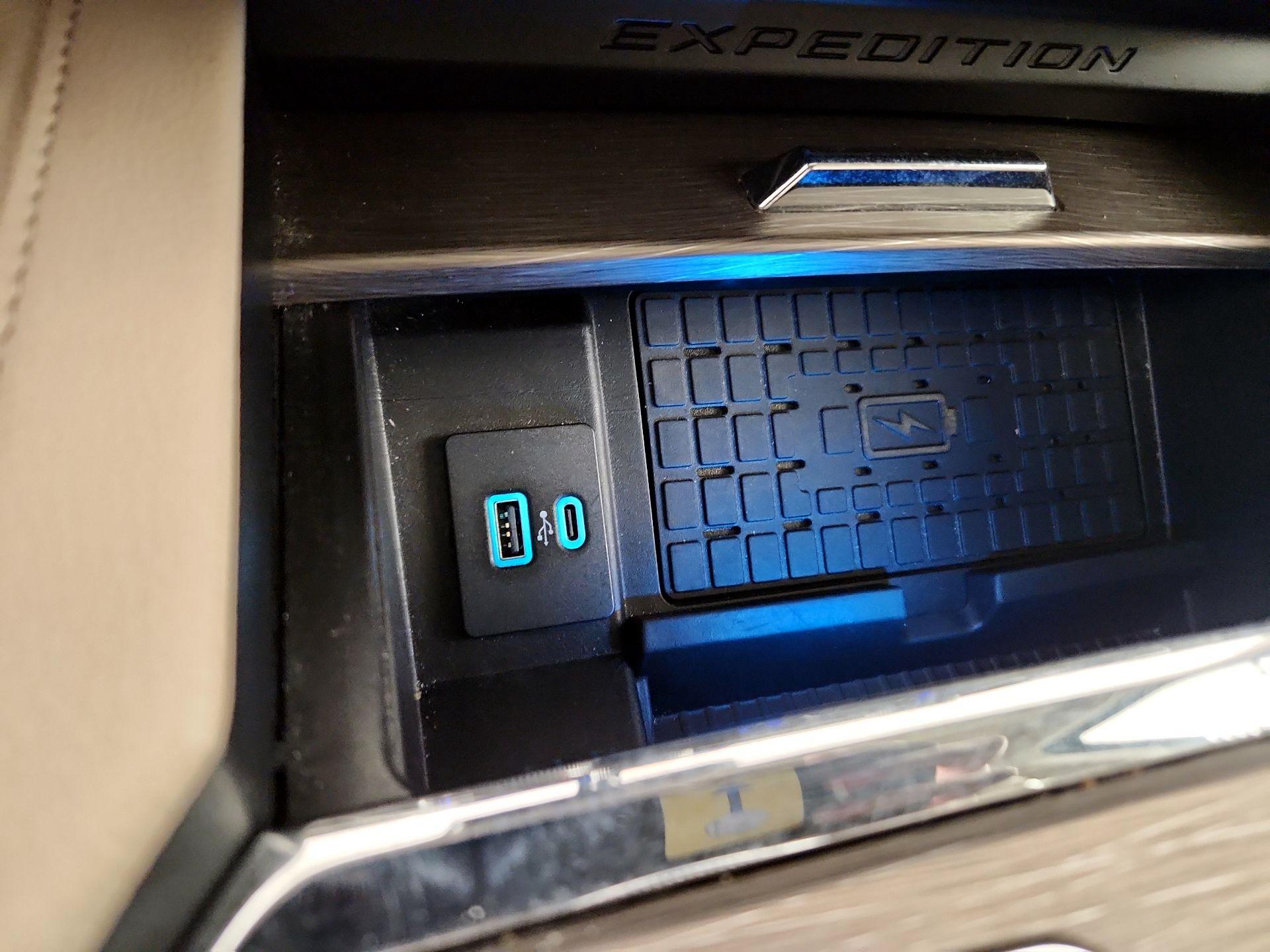 Thumbnail: 2024 Ford Expedition - 19