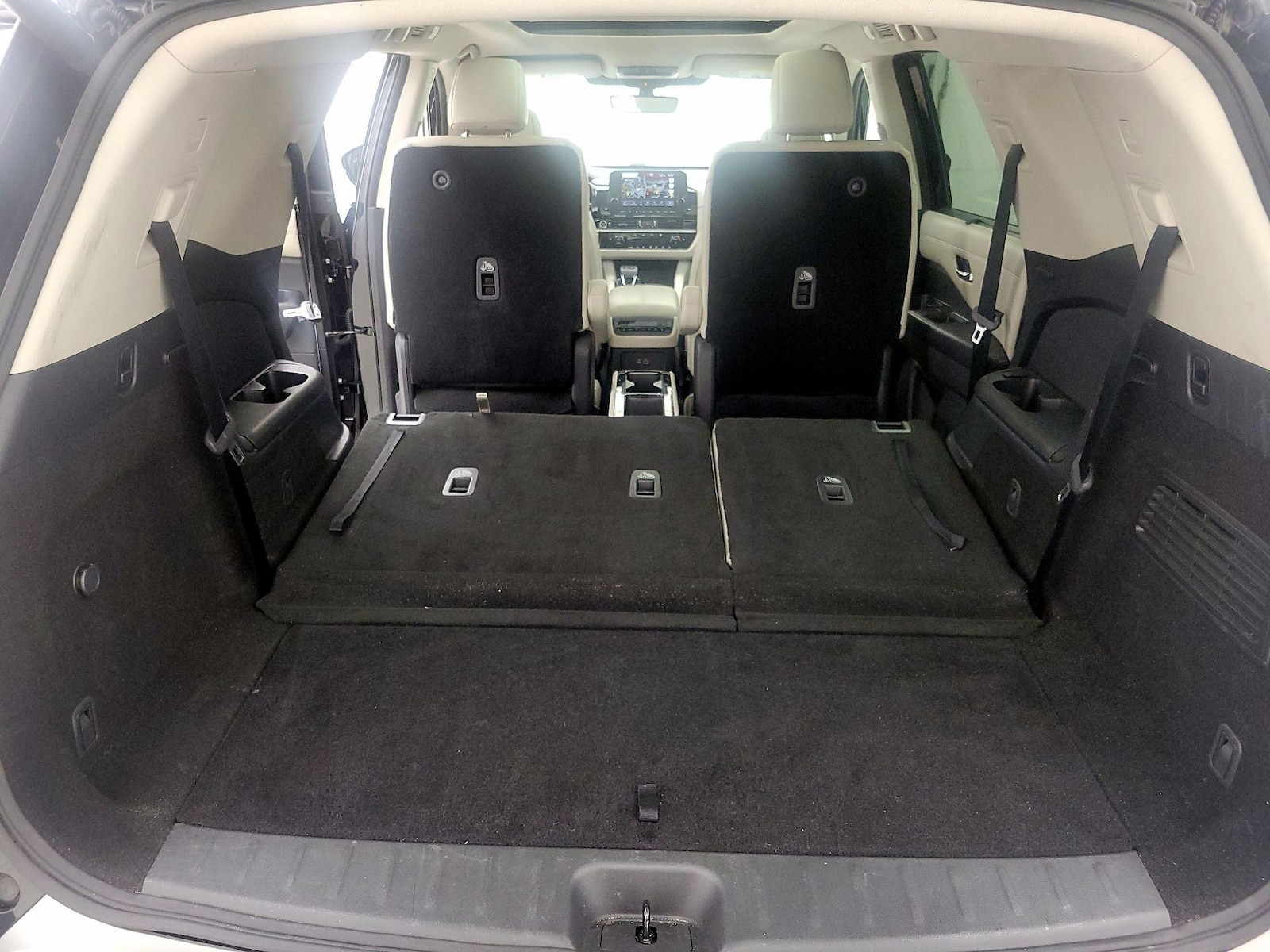 2023 Nissan Pathfinder SL - Photo 25