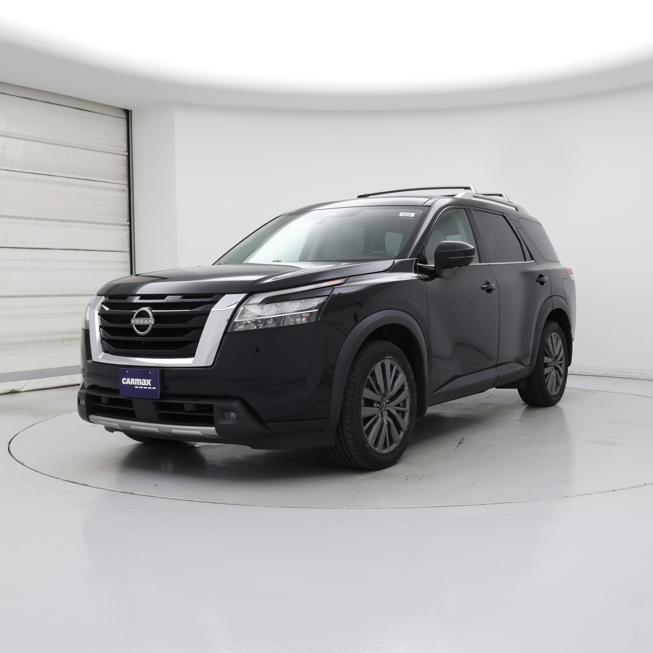 Thumbnail: 2023 Nissan Pathfinder - 4