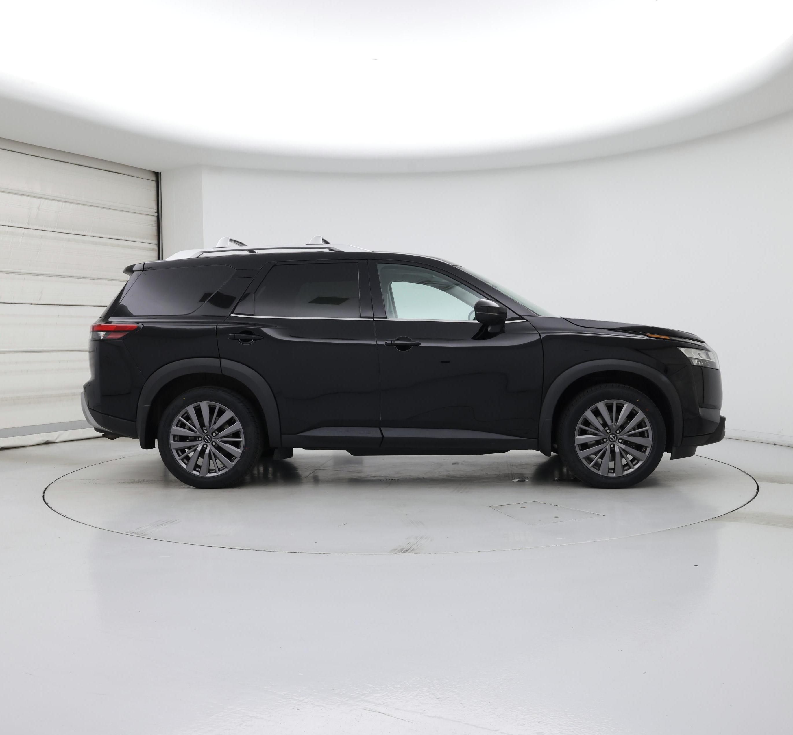 Thumbnail: 2023 Nissan Pathfinder - 7