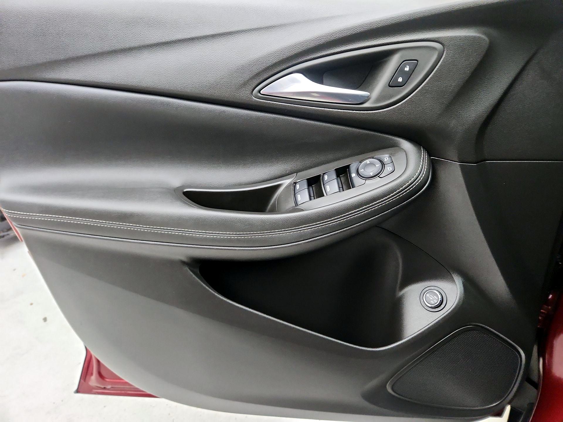 Thumbnail: 2022 Buick Encore GX - 12