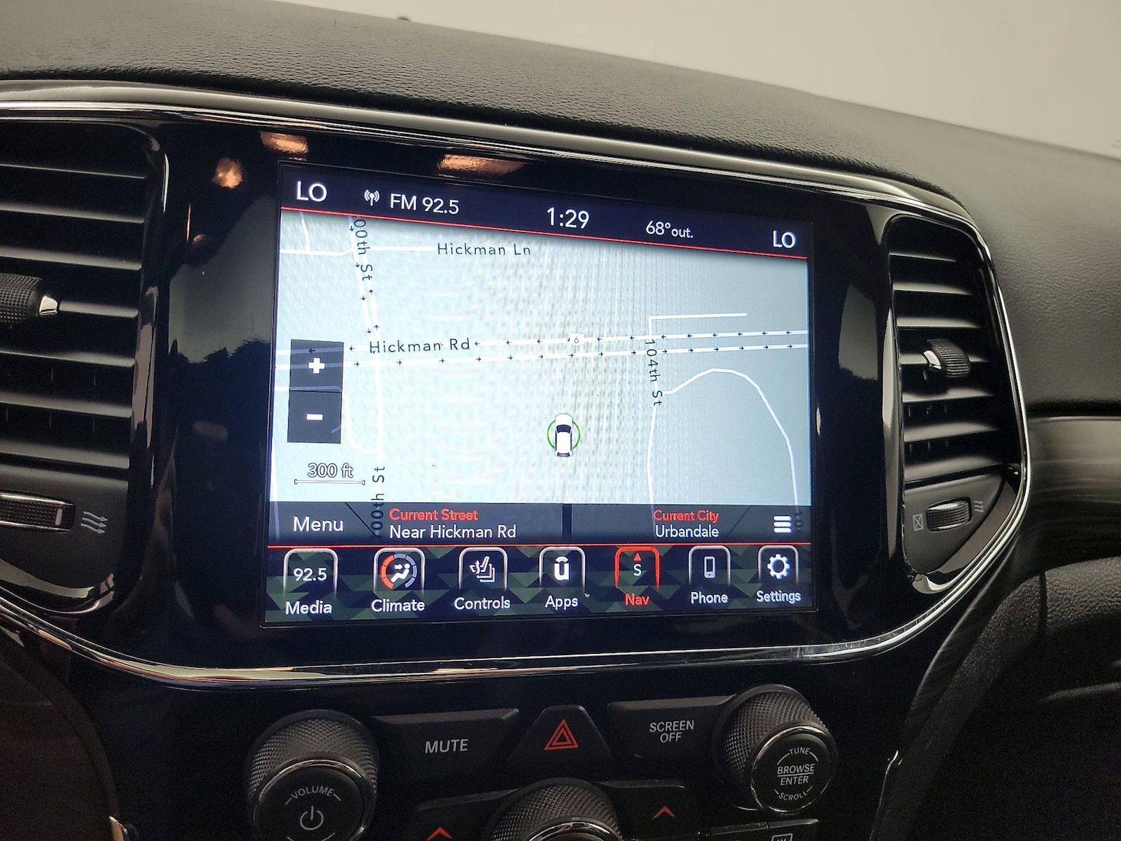 2020 Jeep Grand Cherokee Altitude - Photo 15