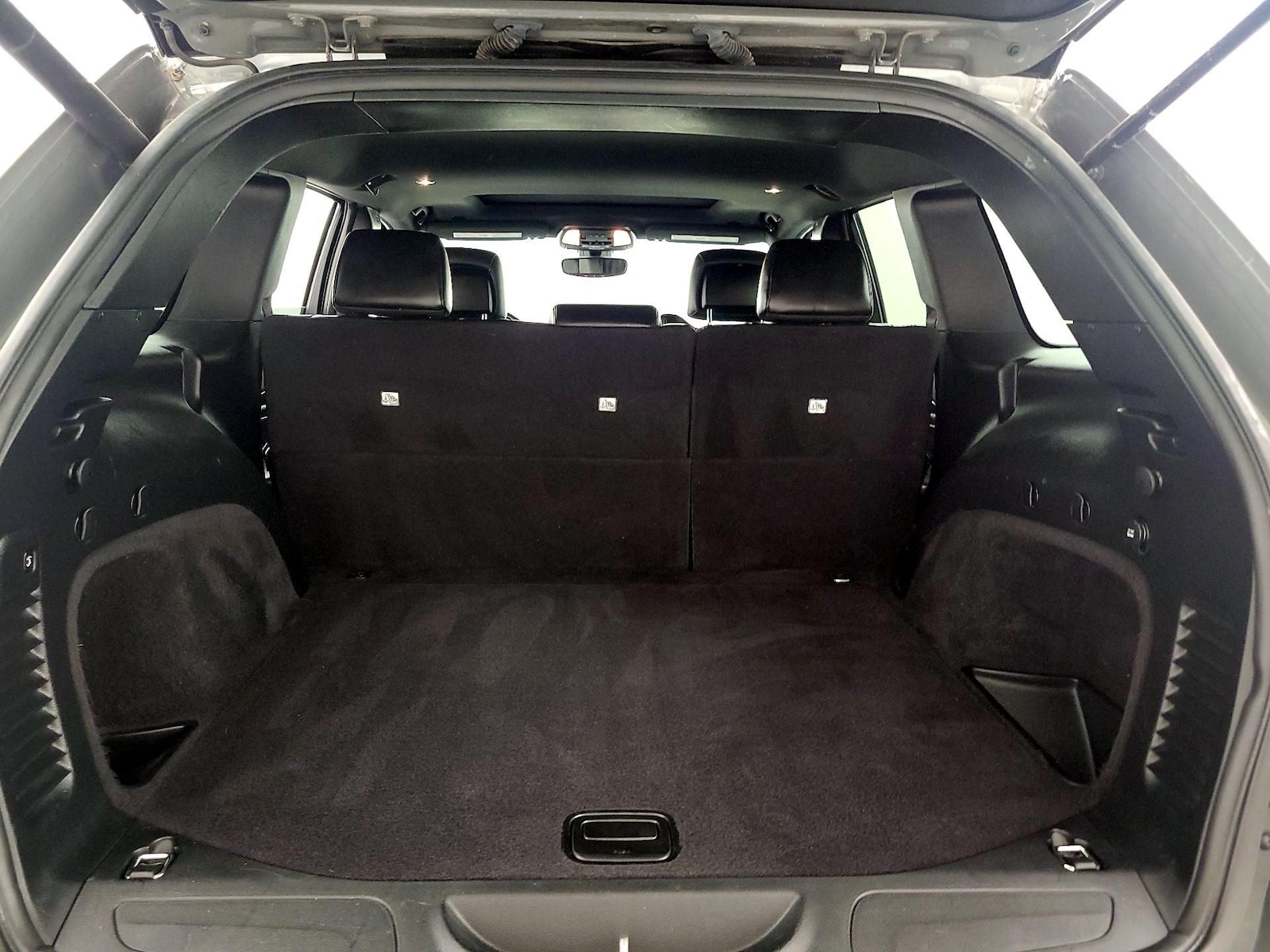 2020 Jeep Grand Cherokee Altitude - Photo 23
