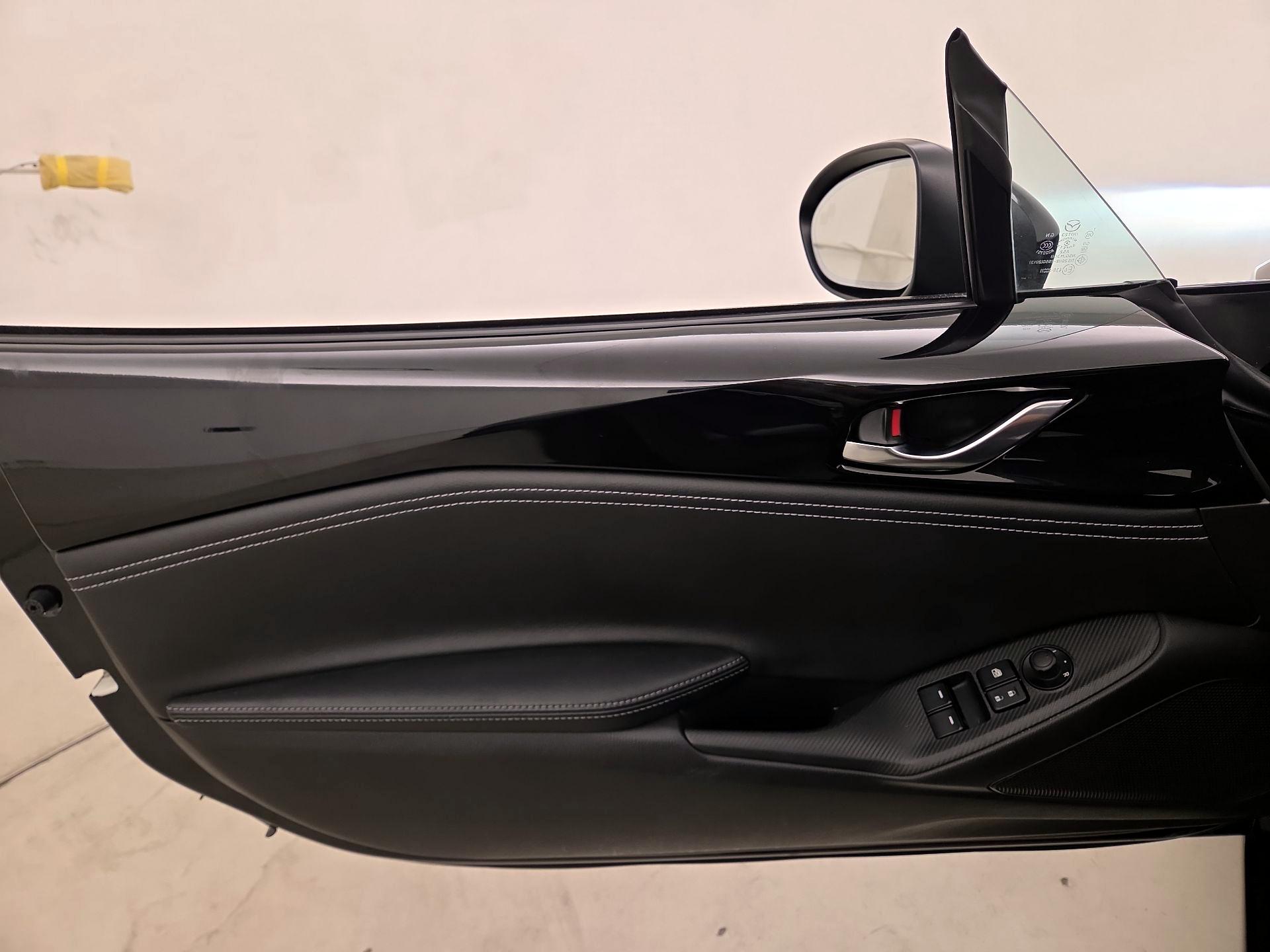 Thumbnail: 2025 Mazda MX-5 Miata - 12