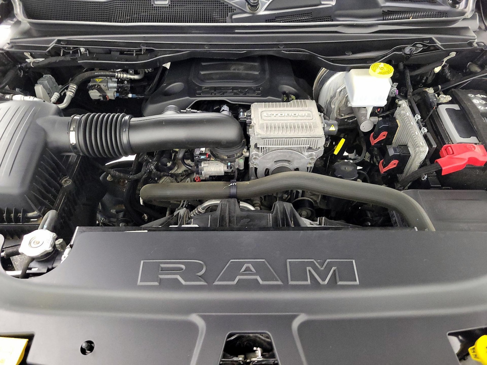 2022 RAM Ram 1500 Pickup Laramie - Photo 18