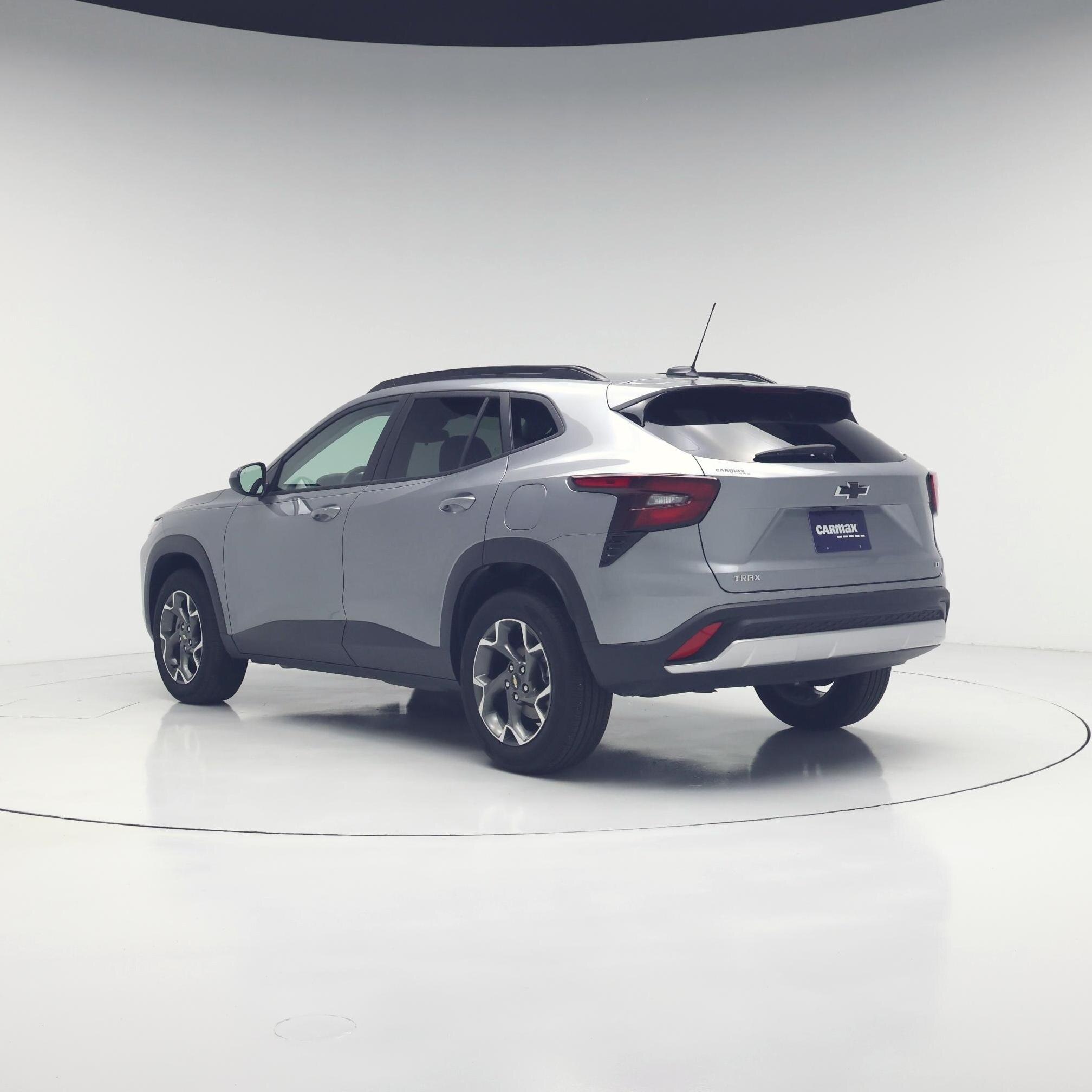 Thumbnail: 2025 Chevrolet Trax - 2