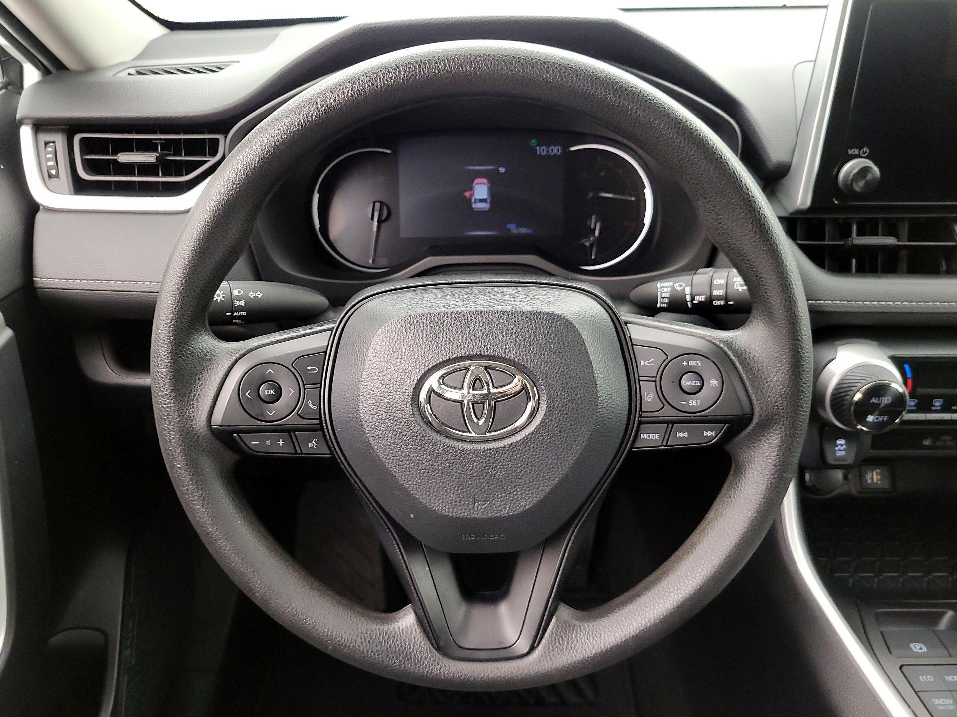 Thumbnail: 2023 Toyota RAV4 - 10