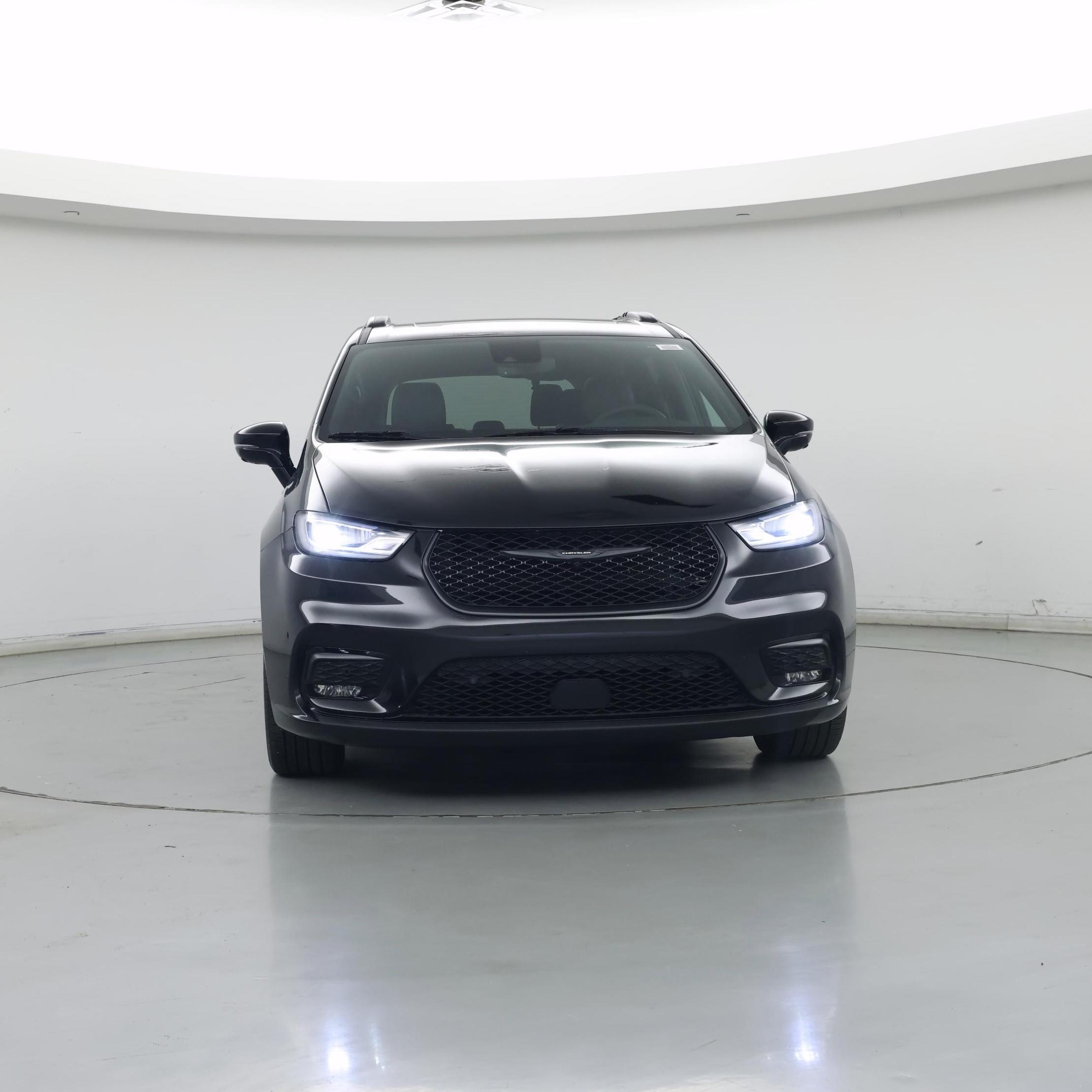 Thumbnail: 2023 Chrysler Pacifica - 5