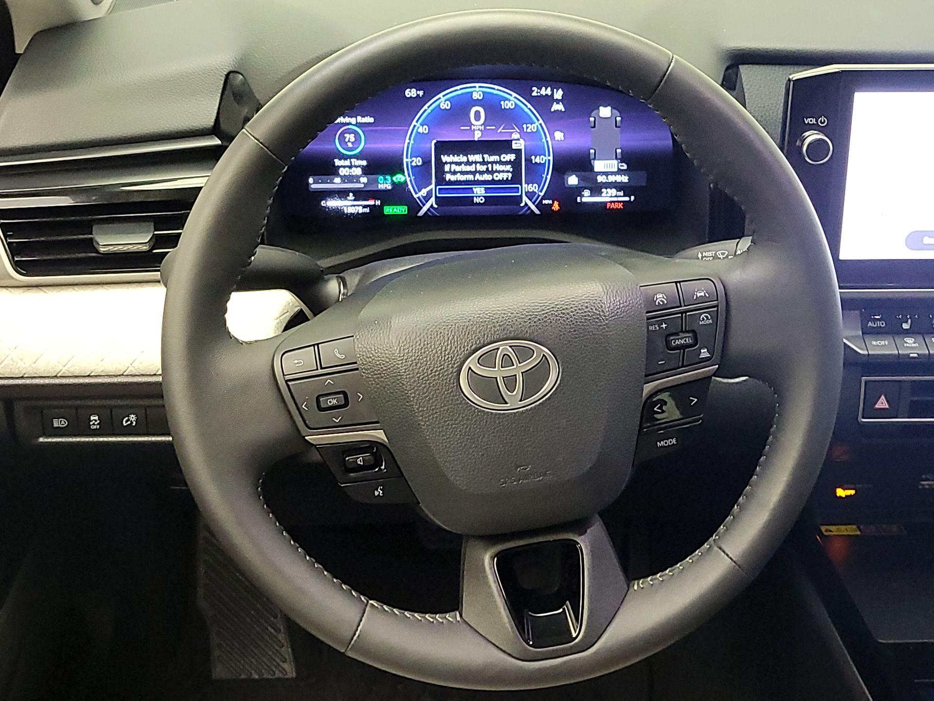Thumbnail: 2025 Toyota Camry - 10
