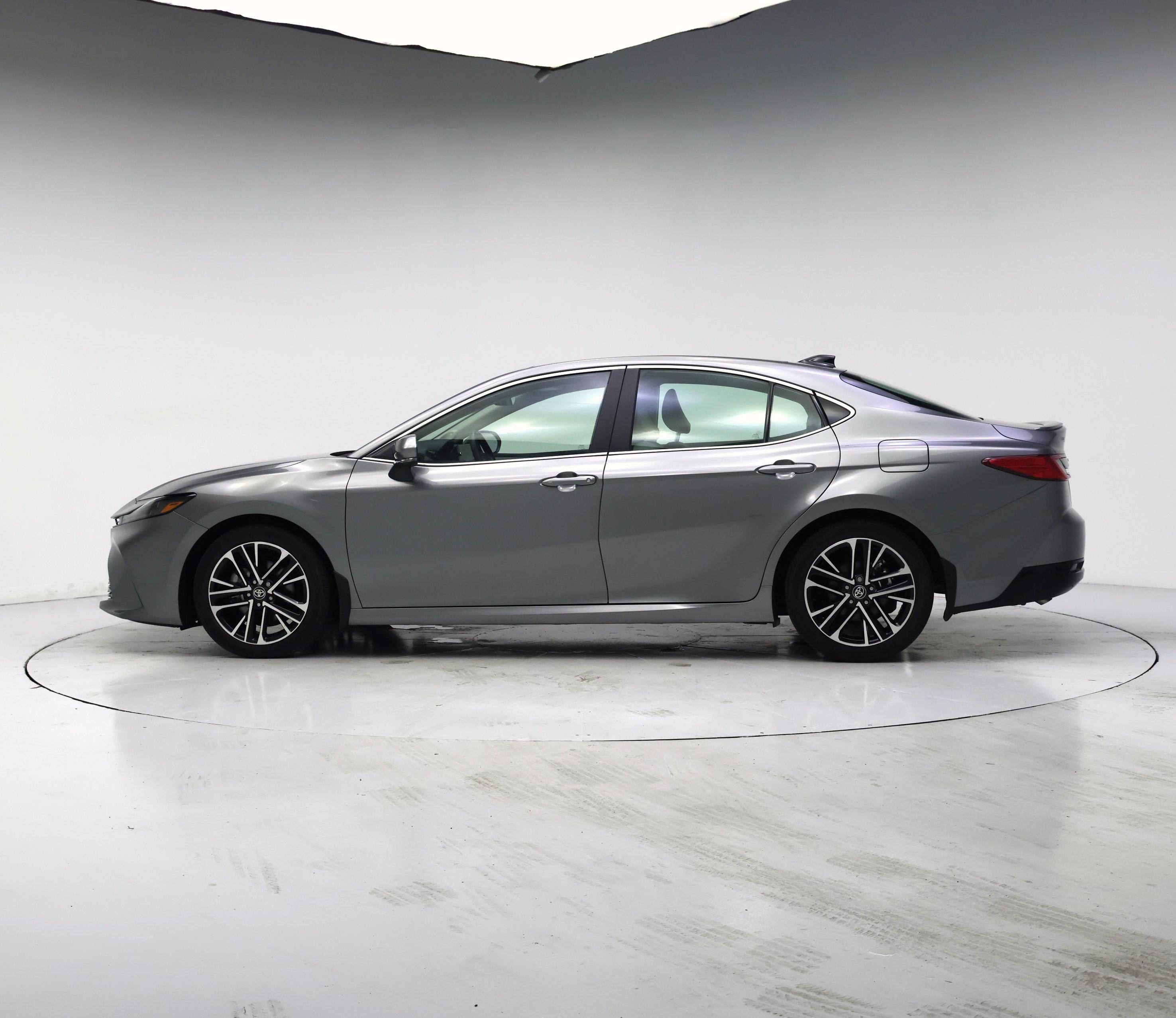 Thumbnail: 2025 Toyota Camry - 3