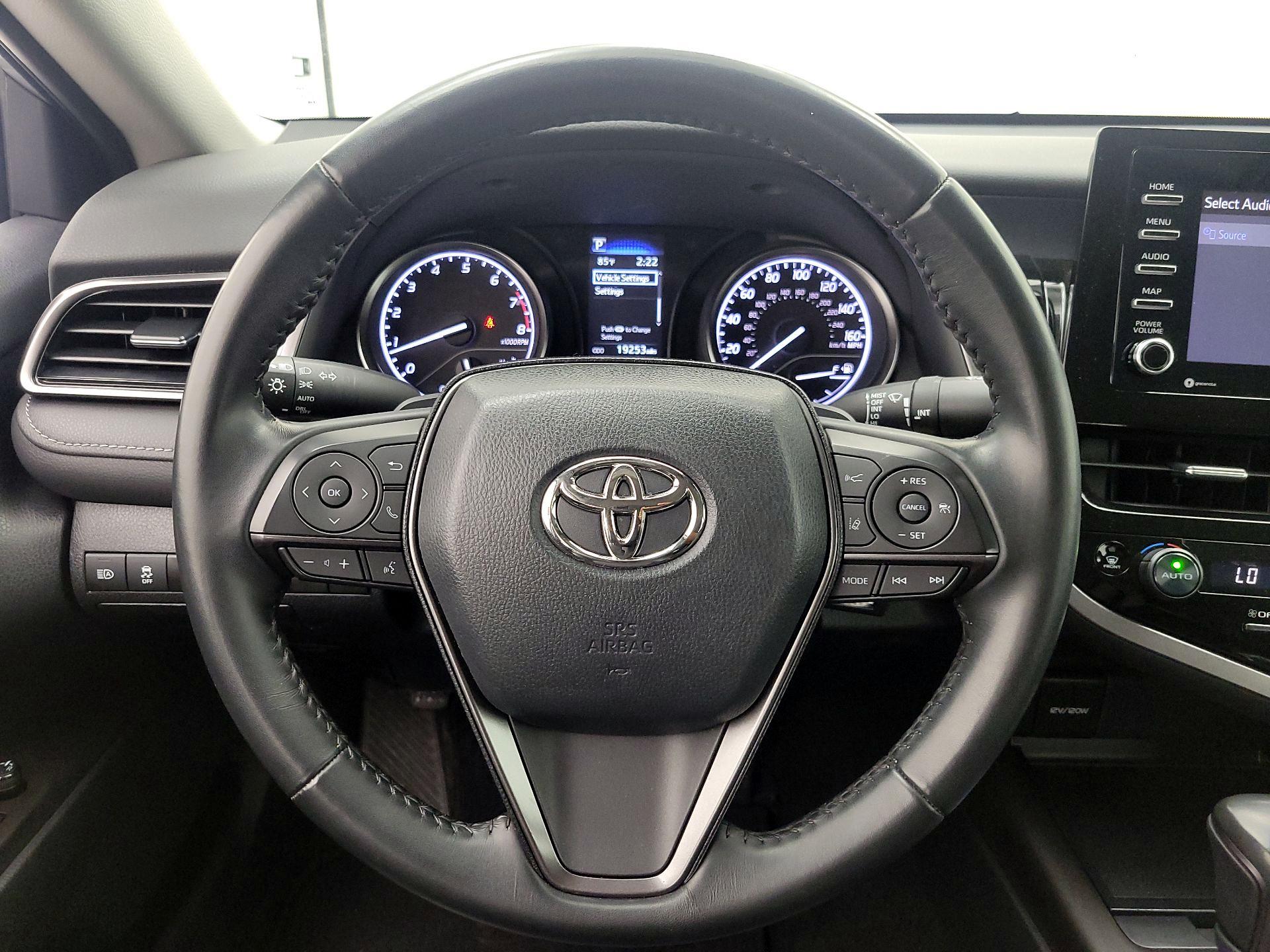 Thumbnail: 2023 Toyota Camry - 10
