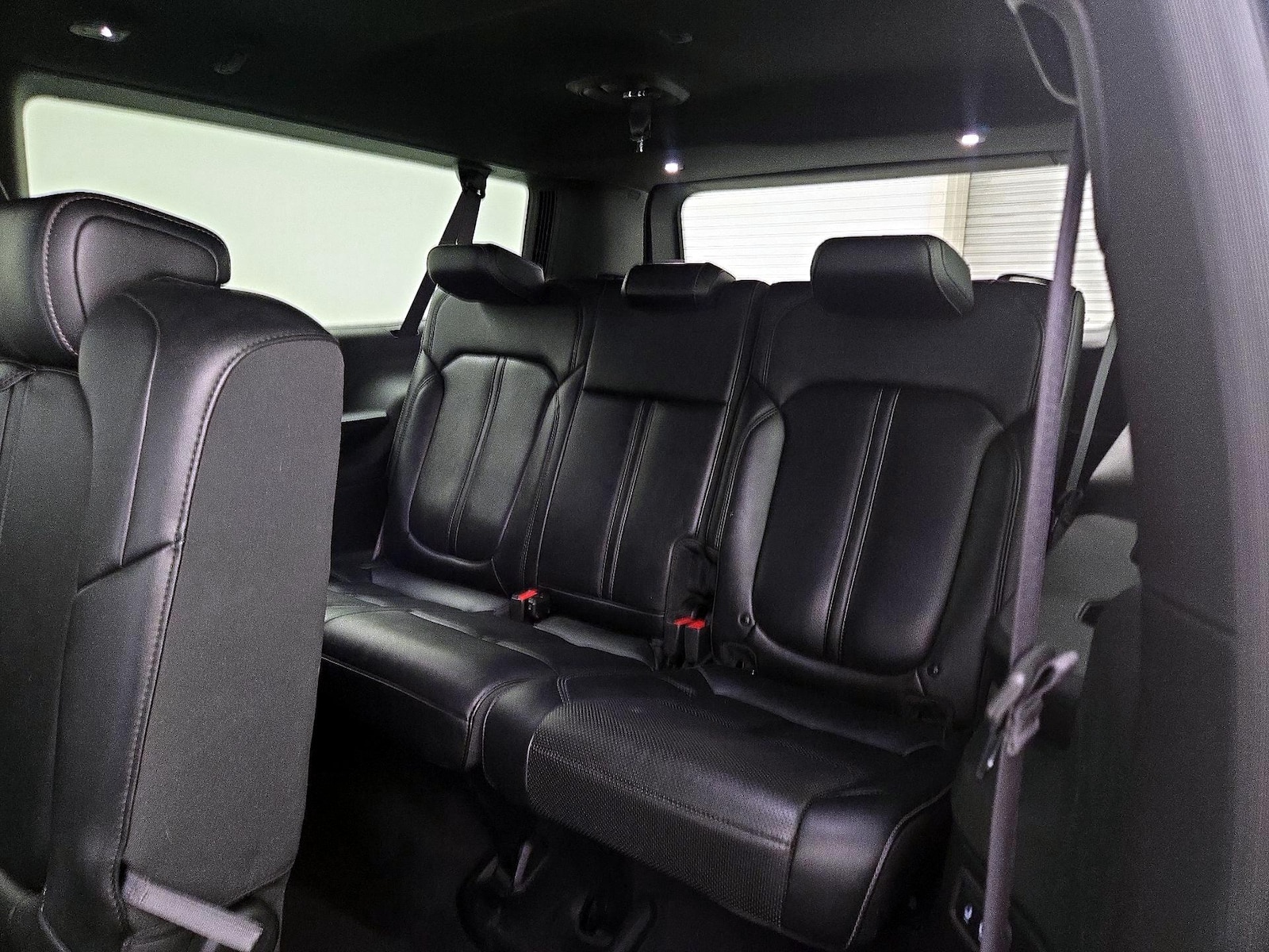 2024 Jeep Wagoneer L Series II - Photo 22