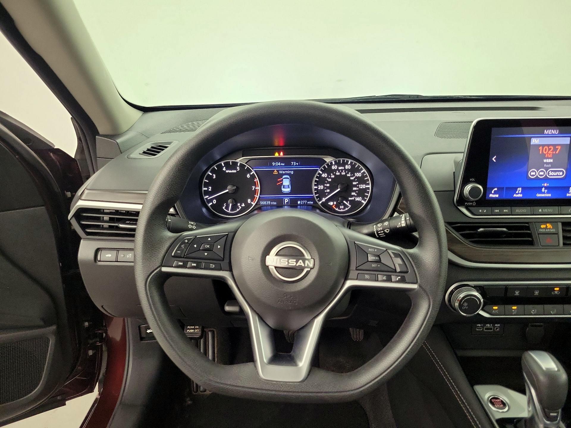 Thumbnail: 2023 Nissan Altima - 10
