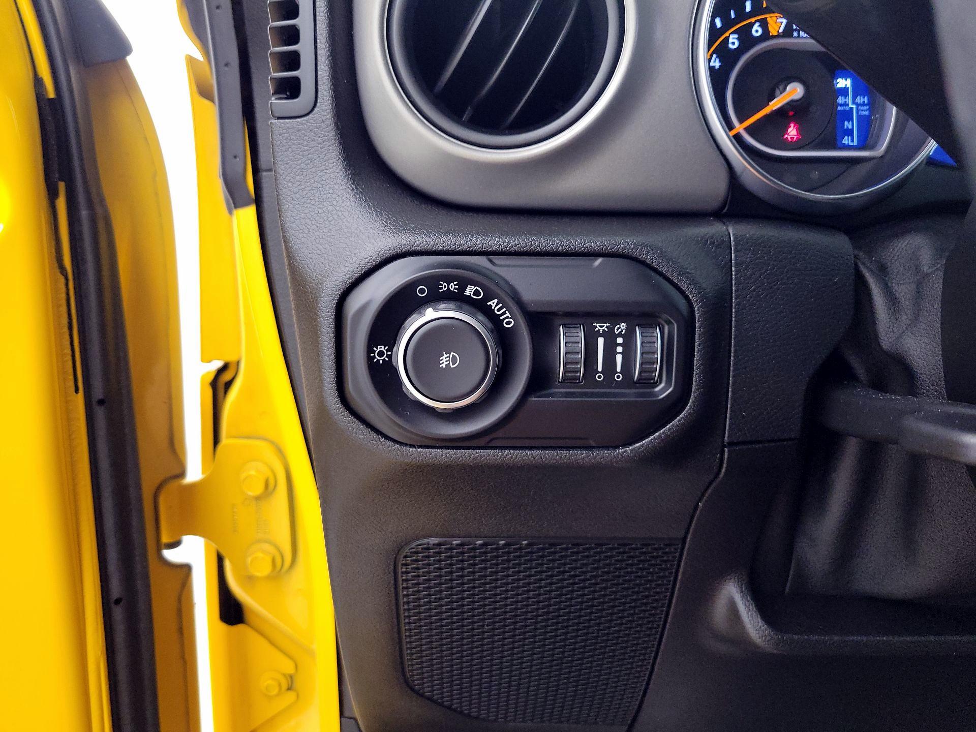 Thumbnail: 2021 Jeep Wrangler - 13